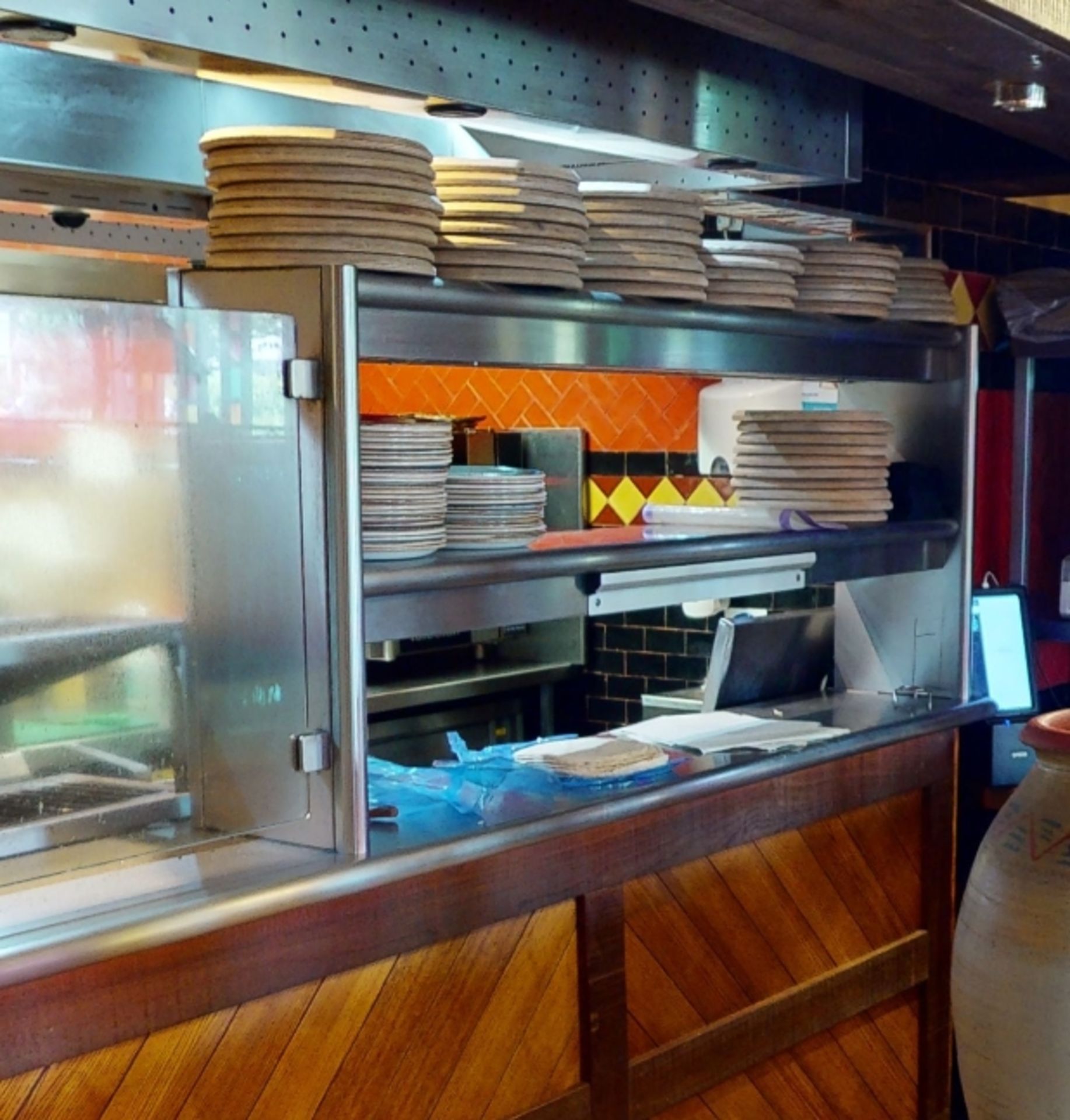 2 x Stainless Steel Passthrough Heated Gantries With Countertop and Glass Divider - Image 6 of 8