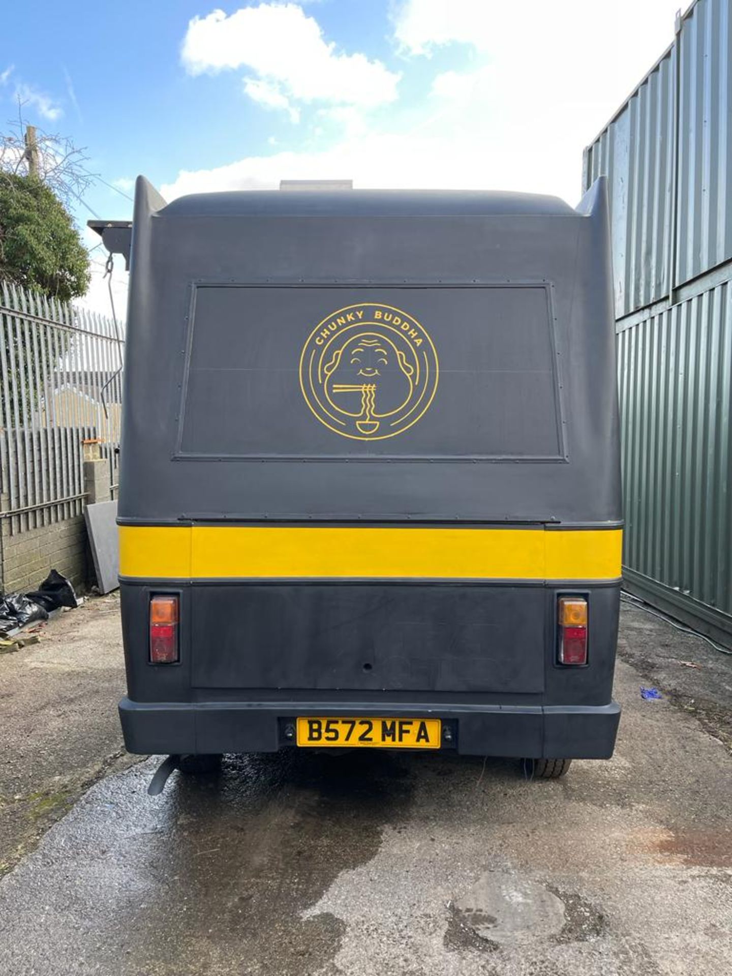 1 x 1984 Bedford CF Converted Catering Van - CL847 - Location: Swansea SA6 - Image 6 of 11