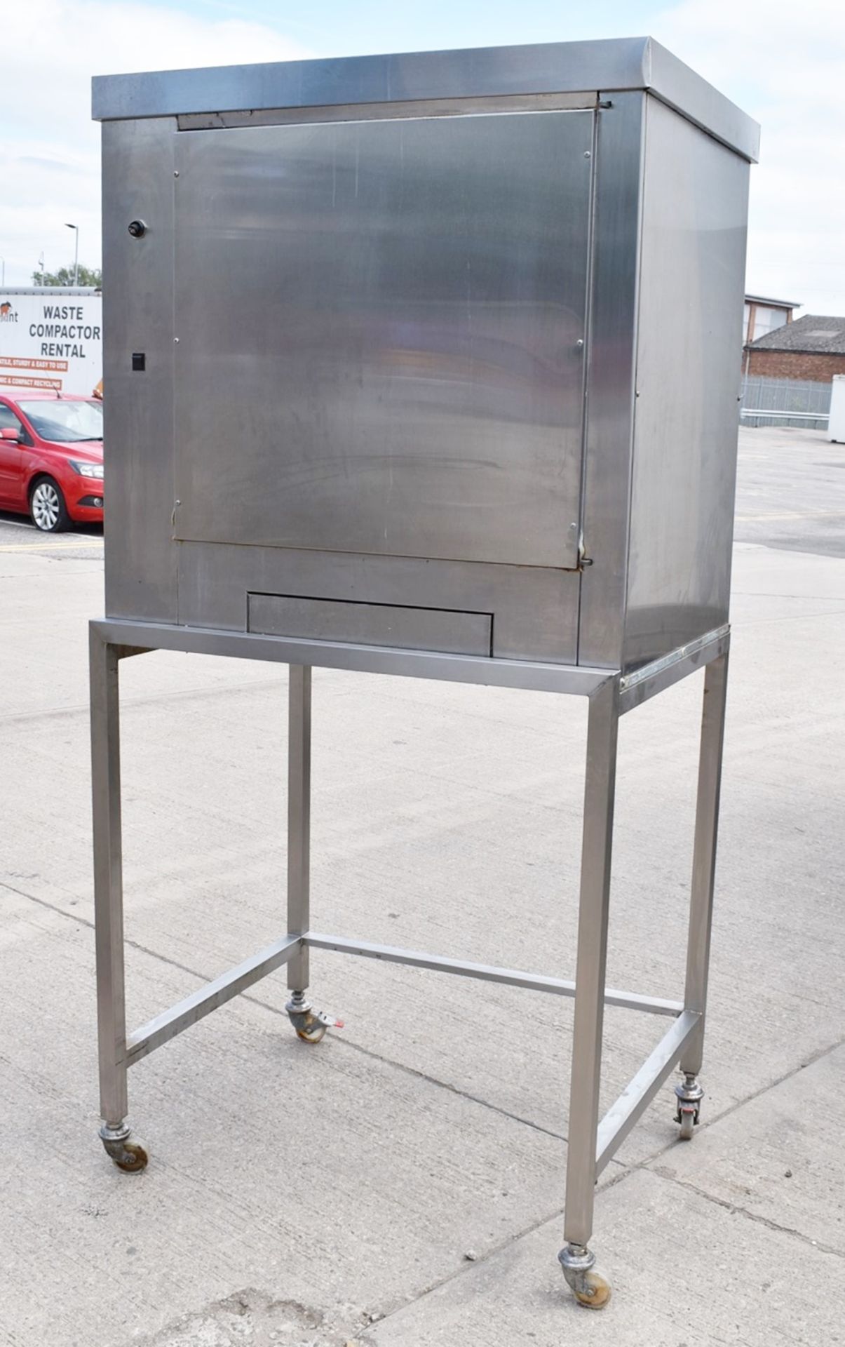 1 x BKI BBQ King Commercial Rotisserie Chicken Oven With Stand - Cooks Upto 40 Chickens - 3 Phase - Image 5 of 8