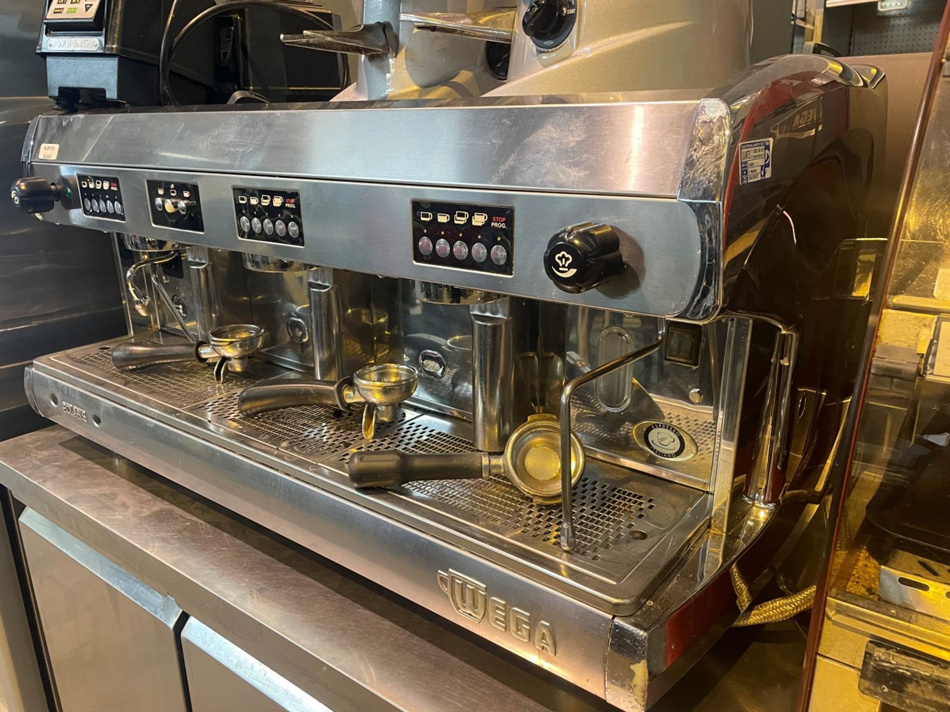1 x Polaris Wega 3 Group Commercial Espresso Coffee Machine - Stainless Steel Finish - Approx 100cms - Image 2 of 7