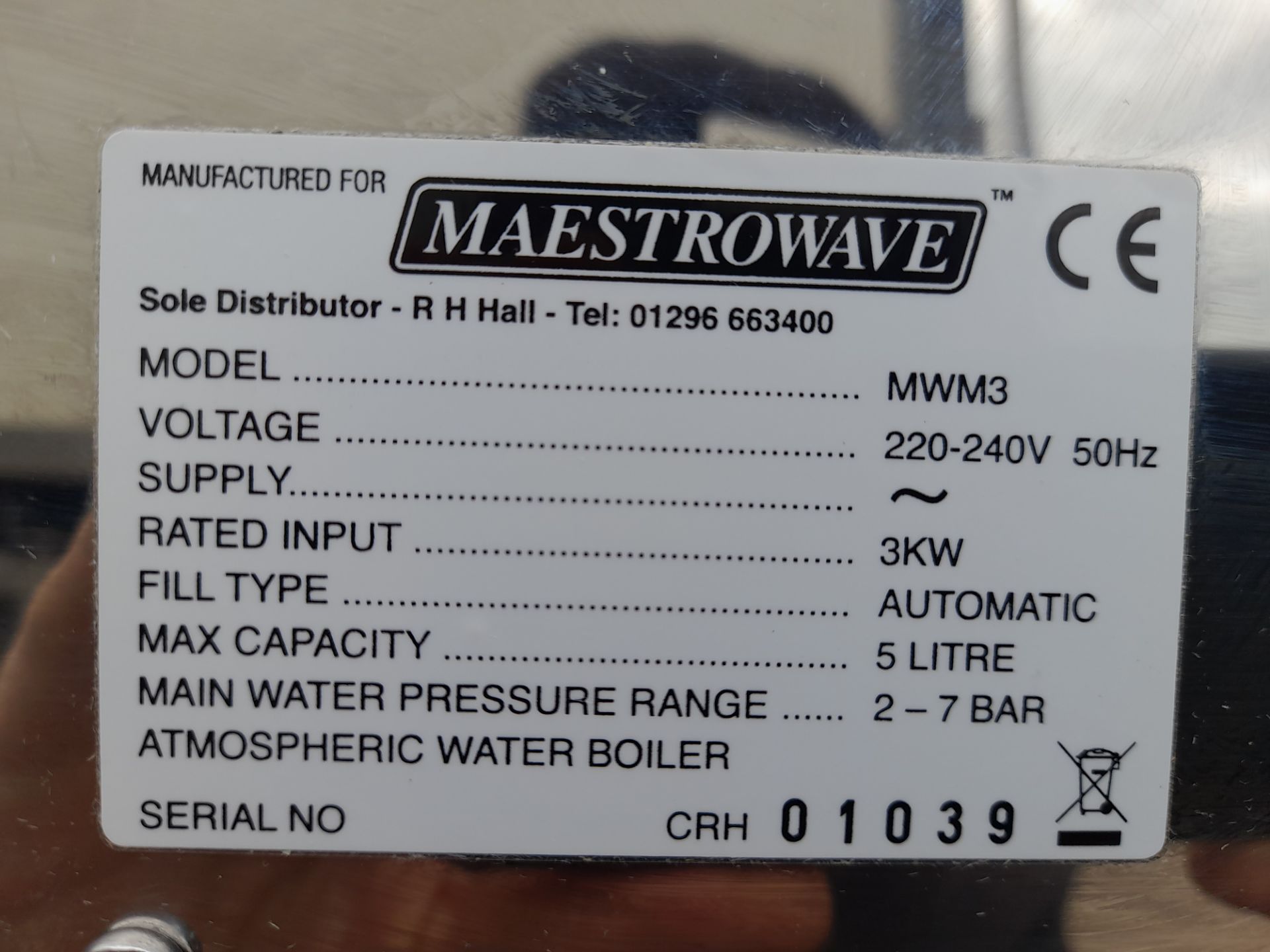 1 x Maestrowave MWM3 Wall Mounted 3kw Hot Water Boiler With Stainless Steel Finish - 240V - Image 2 of 5