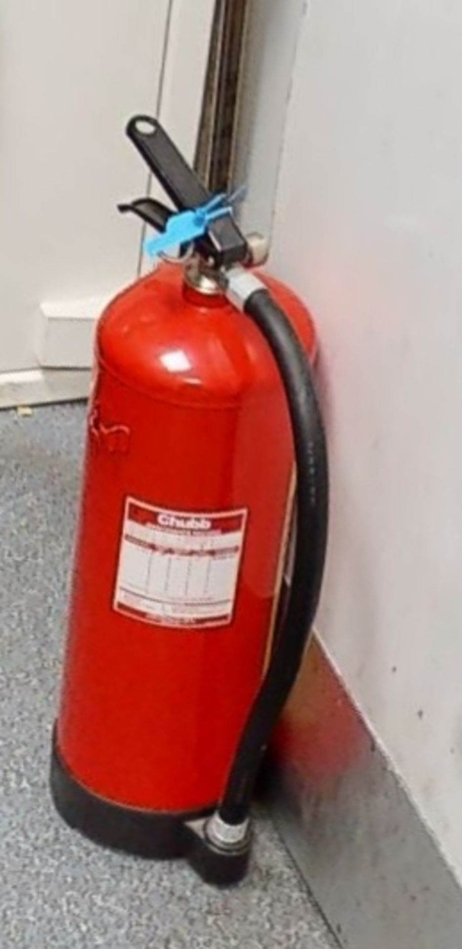 5 x Assorted Fire Extinguishers - Image 2 of 4