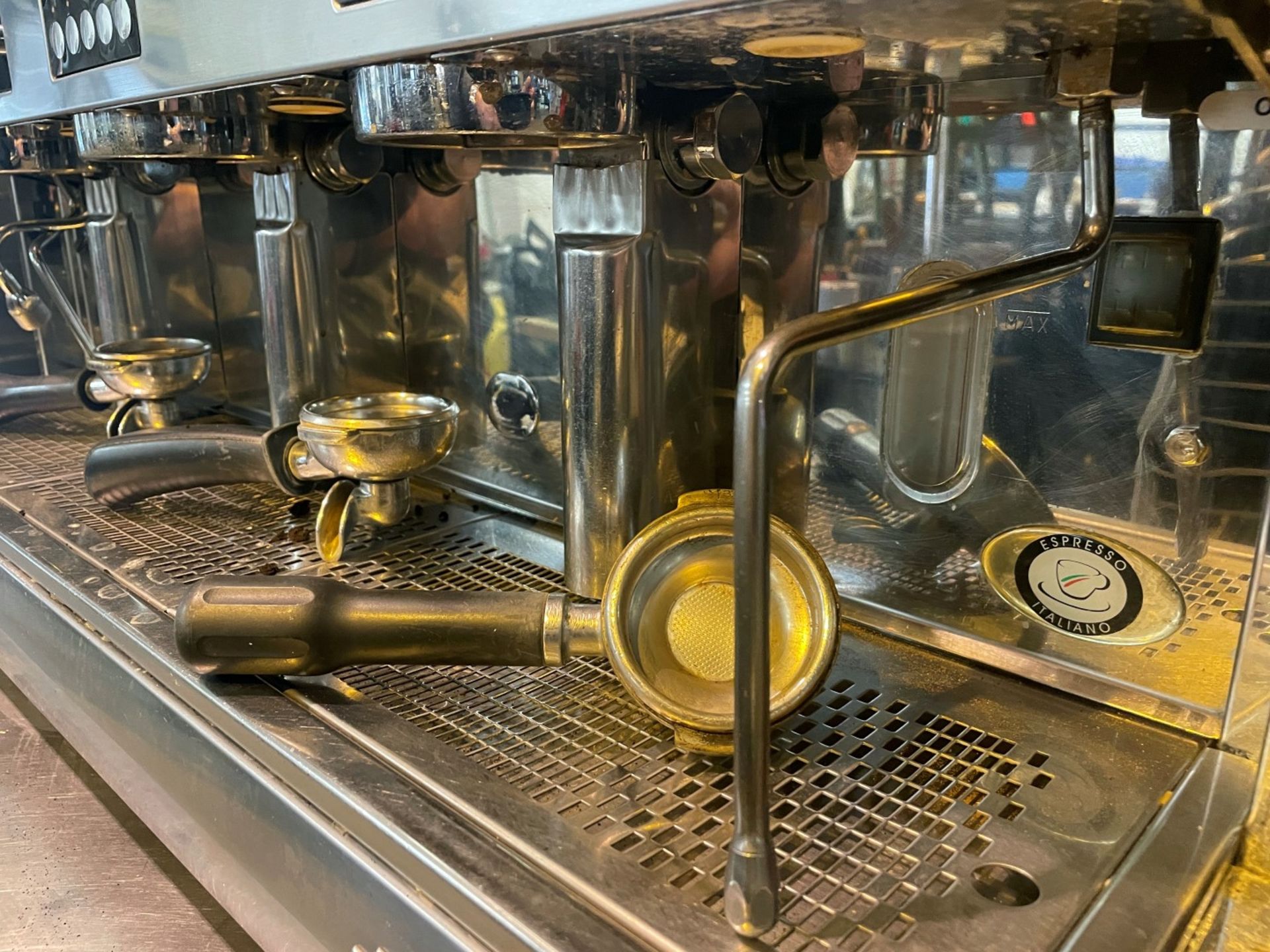 1 x Polaris Wega 3 Group Commercial Espresso Coffee Machine - Stainless Steel Finish - Approx 100cms - Image 7 of 7