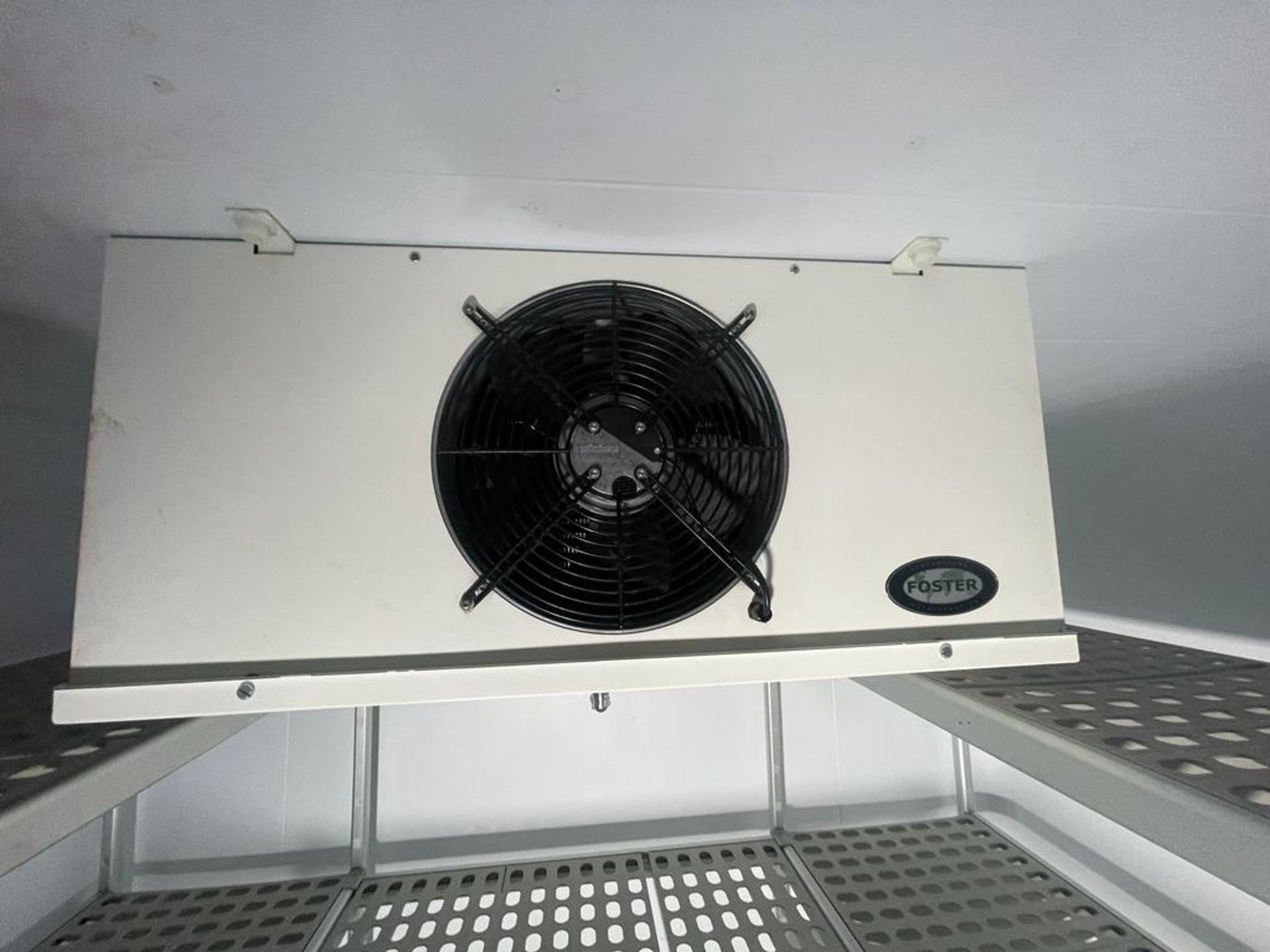 1 x Fosters Freezer Room Condensing Unit With Control Panel and Outdoor Unit - Model KEC25-6L - Image 5 of 7