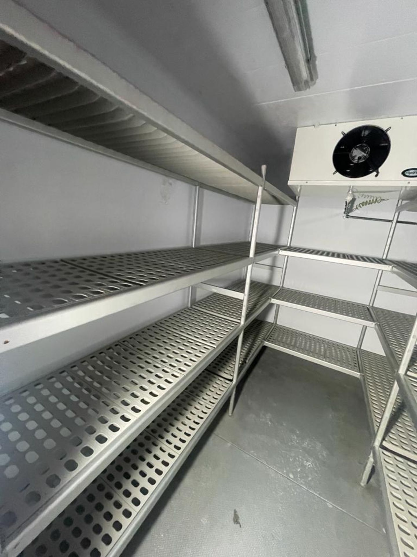 1 x Aluminium Cold Room Shelving Featuring Perforated Hygenic Shelves - U Shape Configuration - Image 3 of 4