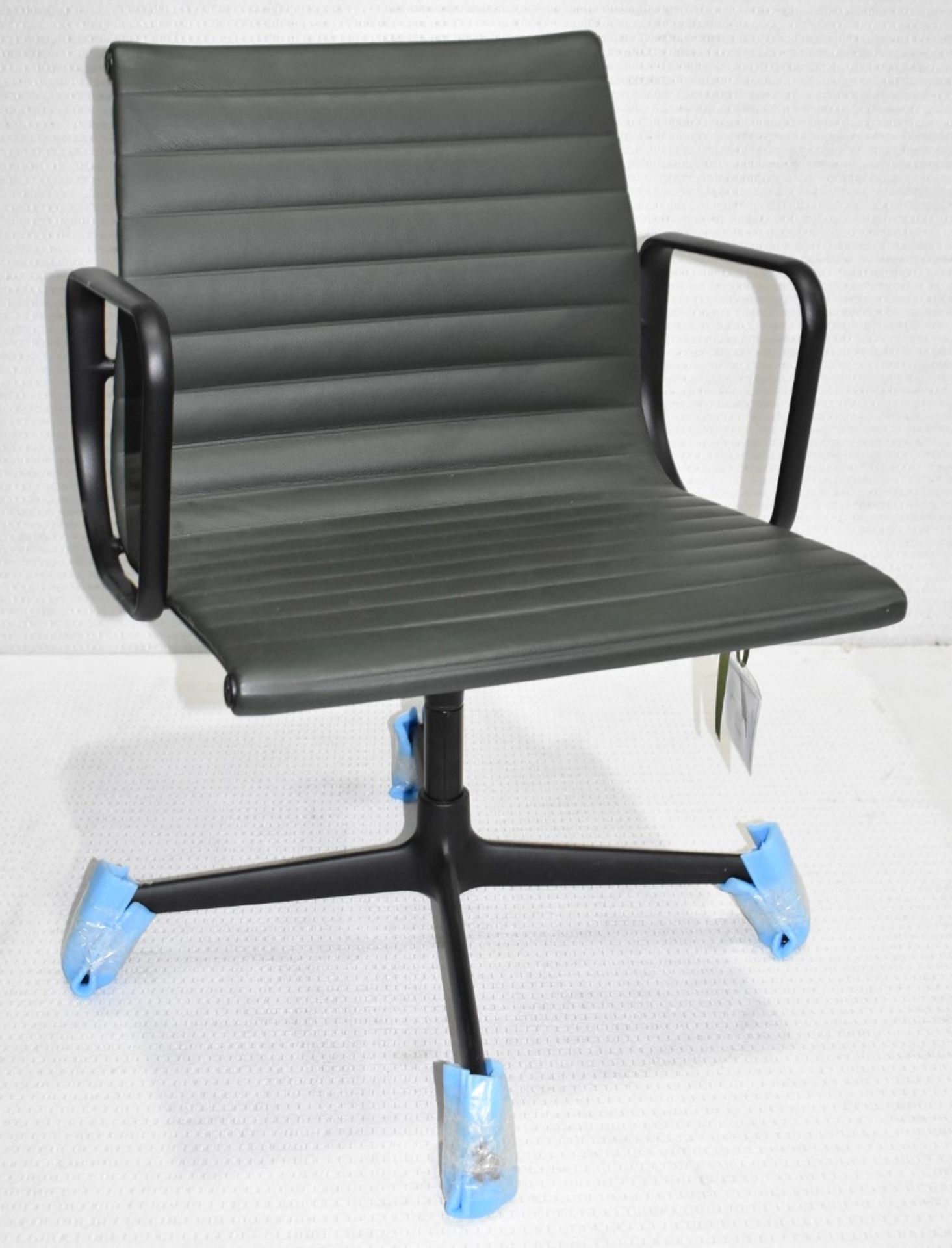 1 x VITRA / EAMES 'EA 108 Aluminium' Designer Soft Leather Upholstered Office Swivel Armchair -