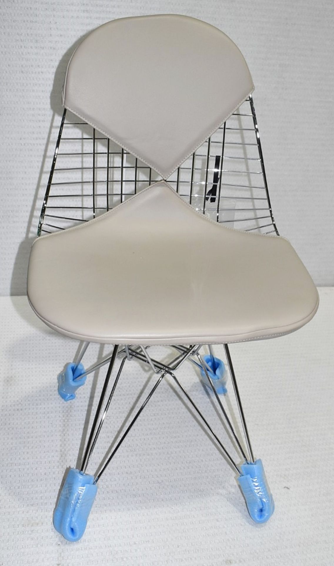 1 x VITRA Eames 'Wire DKR-2' Designer Leather Upholstered Chair in Sand & Chrome - RRP £660.00 - Image 2 of 10