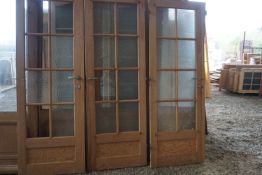 Lot (3) of pine doors-H221x77