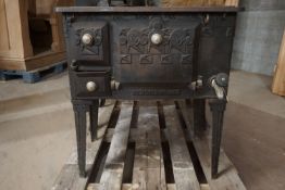 Cast iron stove-H70x65x44