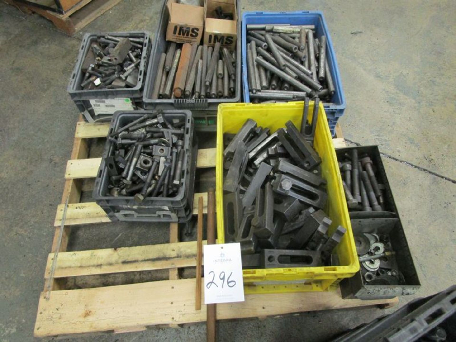 Lot of Mold Set Up Clamps