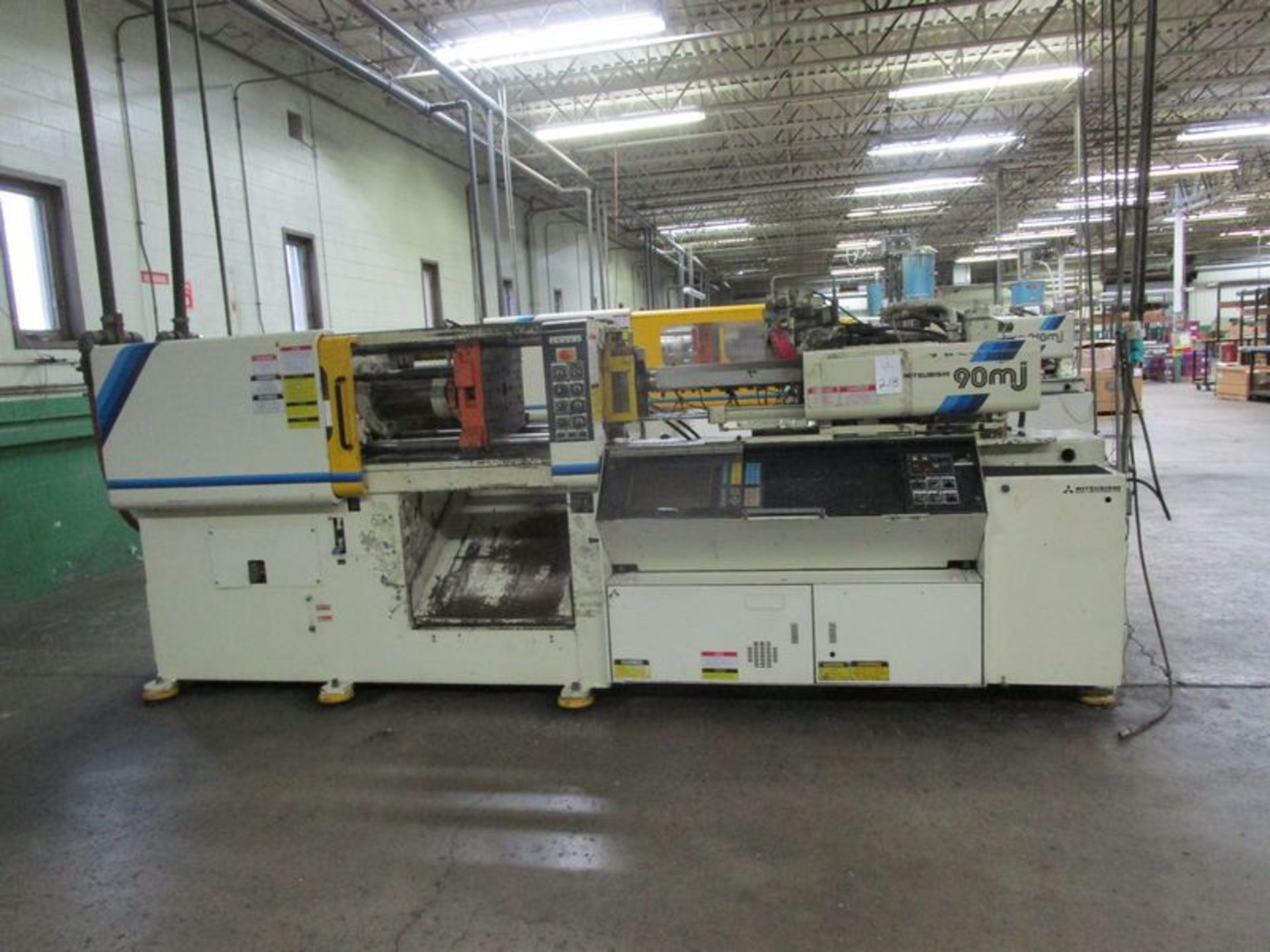 Mitsubishi 90MJ-5 90-Ton Plastic Injection Molding Machine, S/N P0805100, 1994