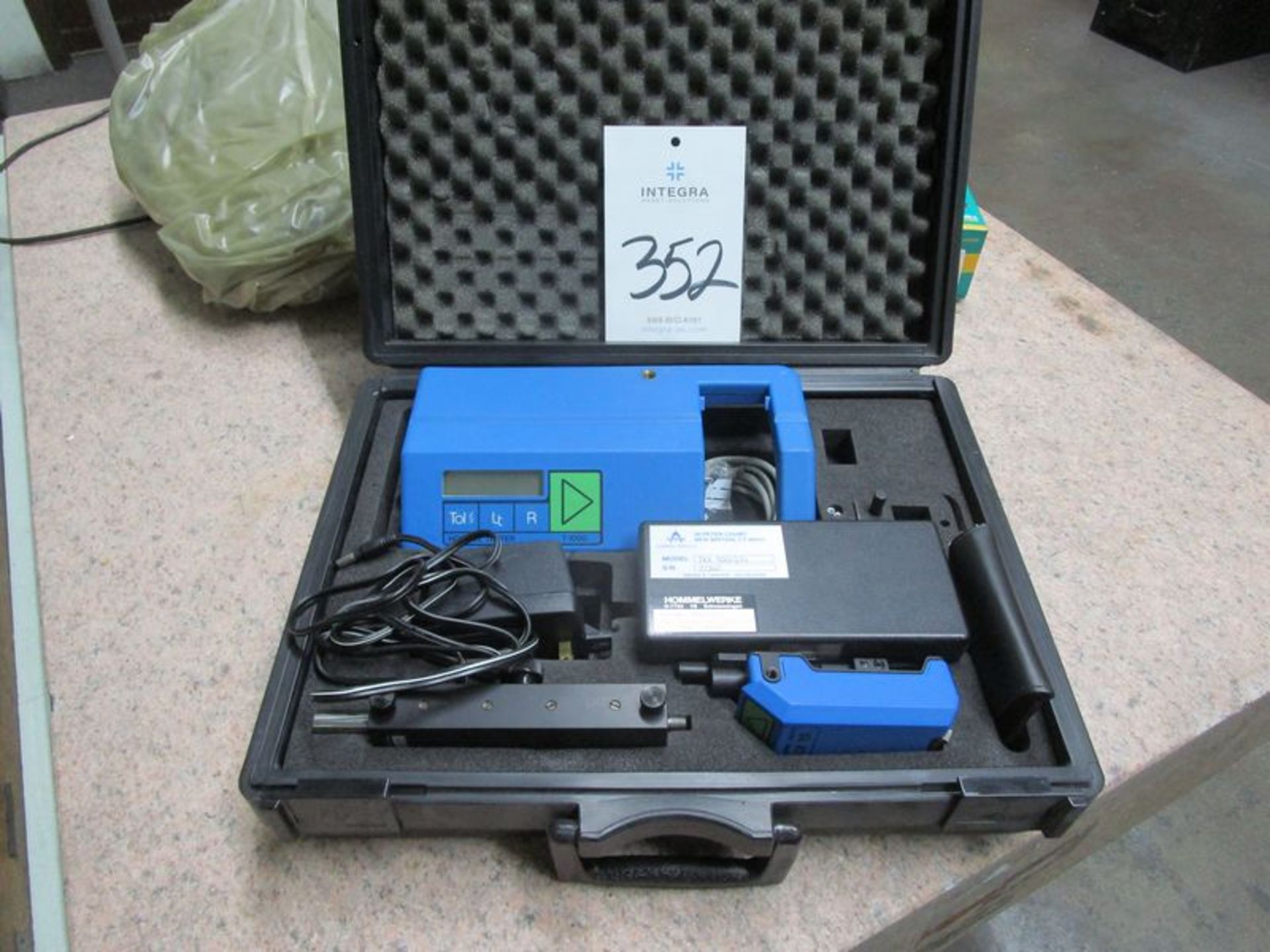 Hommelwerke T-1000, Surface Roughness Tester