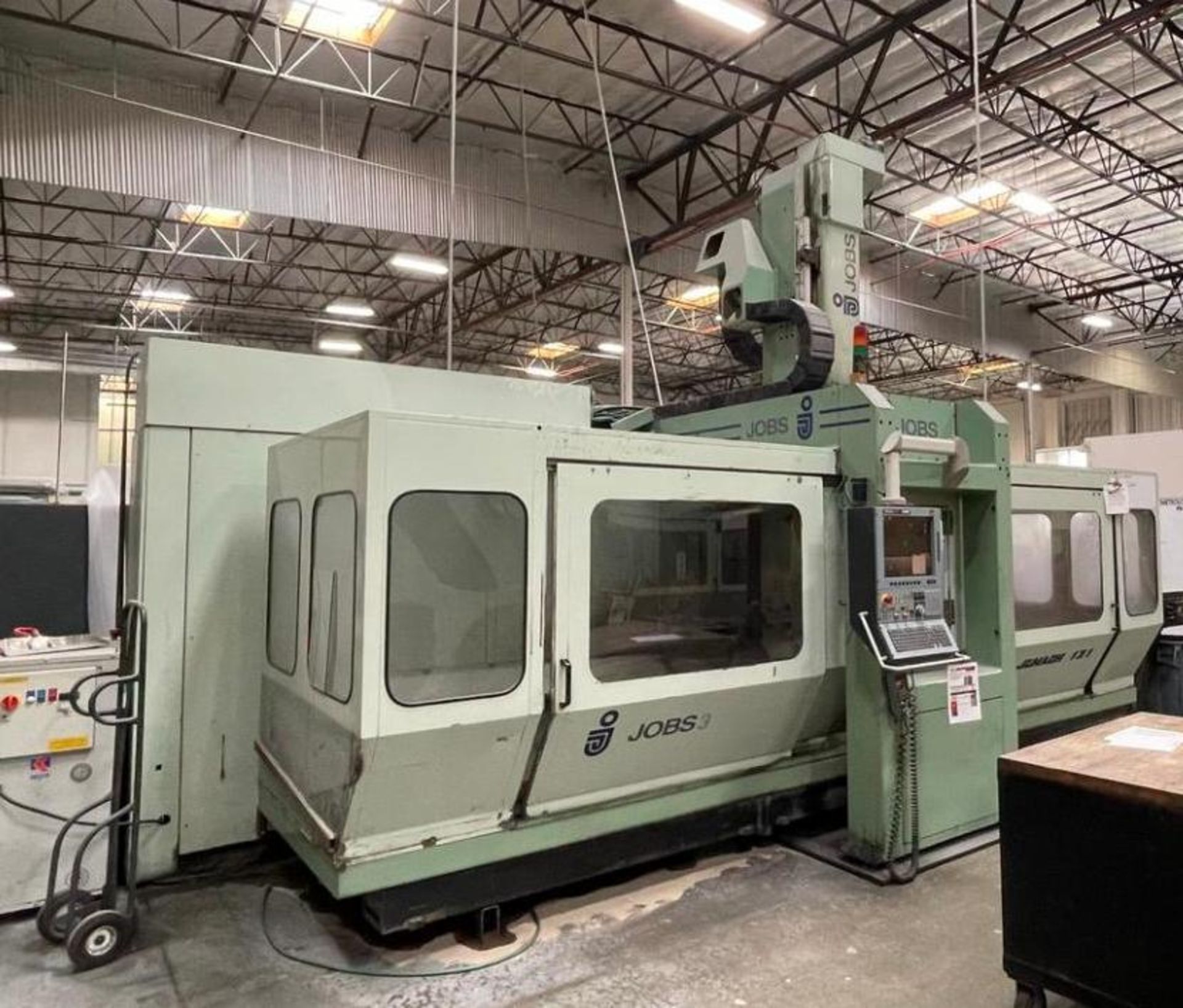 JOBS JOMACH 131 5-Axis CNC Vertical Machining Center - Image 2 of 9