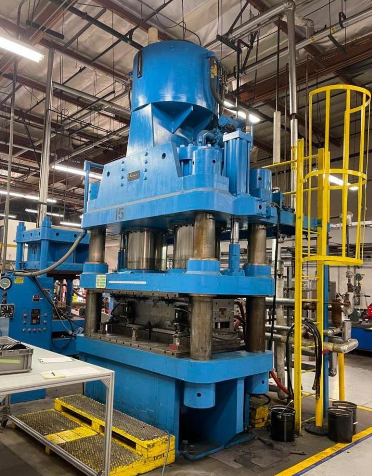 Accudyne 1,200-Ton 4-Post Down-Acting Hydraulic Compression Composite Molding Press