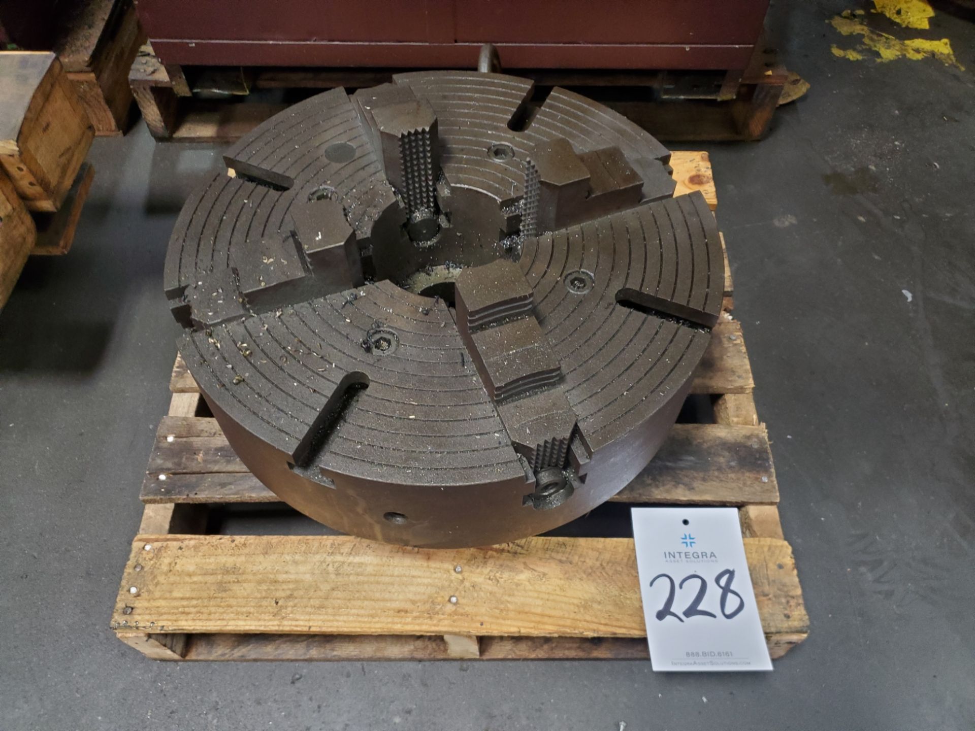 Buck 18" 4-Jaw Chuck