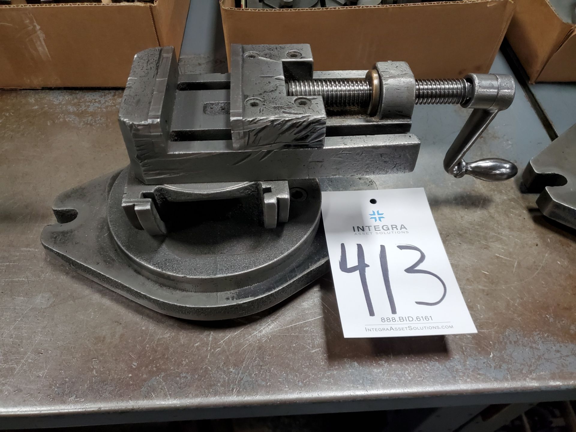 VR Wesson 4" Tiliting Machine Vise with Swivel Base