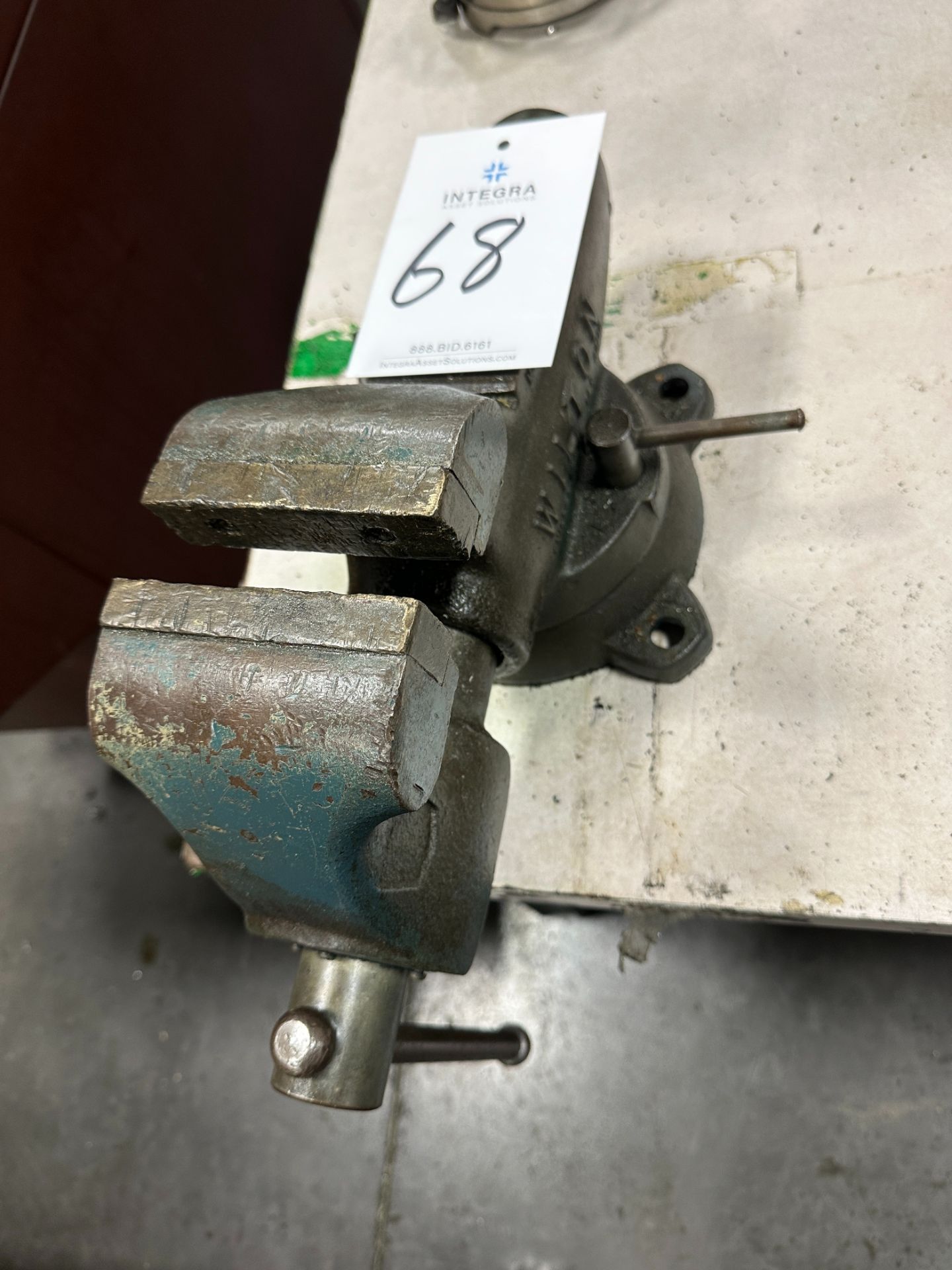 Wilton Torpedo Bench Vice with 4 1/2" Jaw