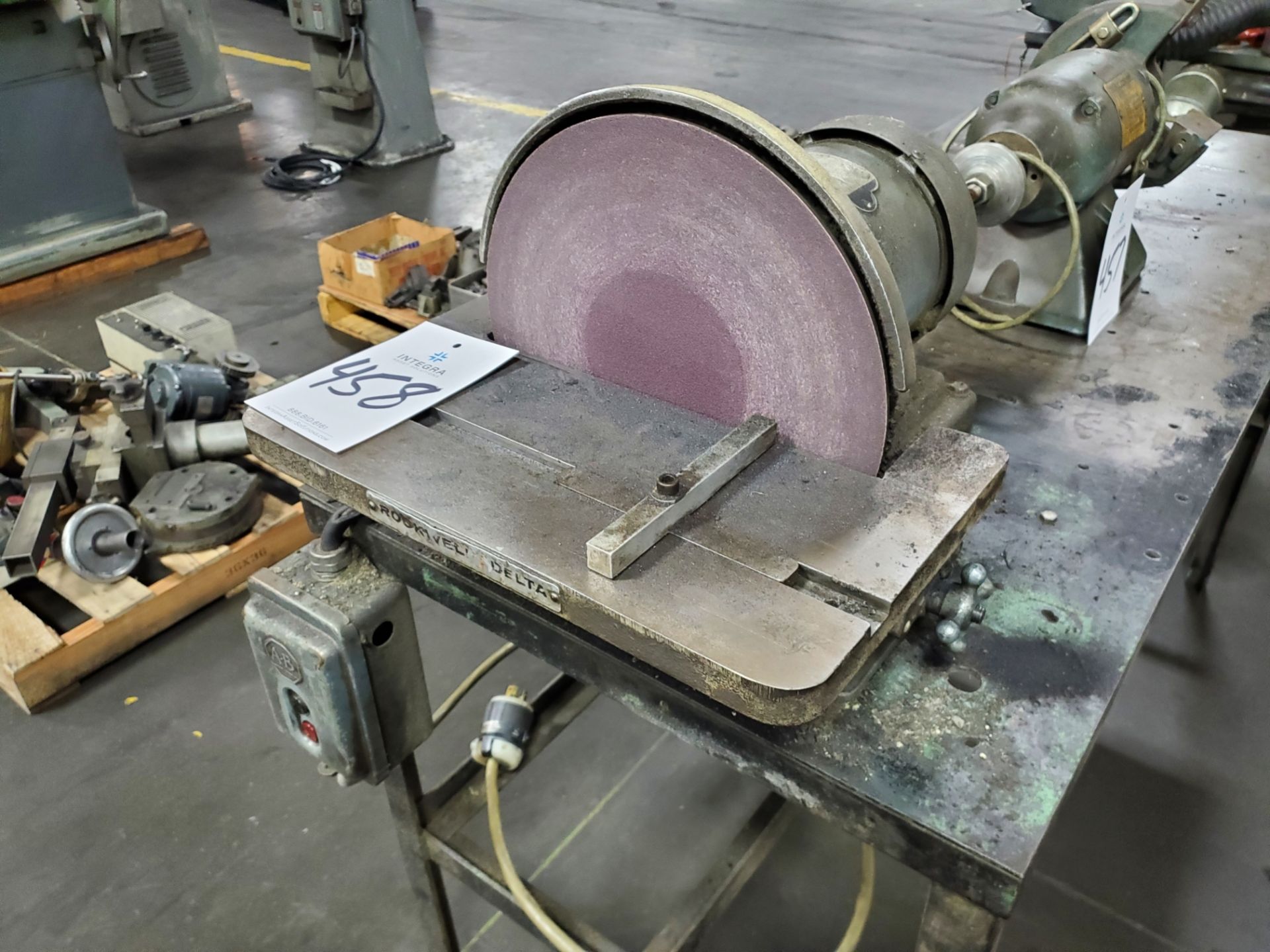 12" Vertical Disc Sander with Table
