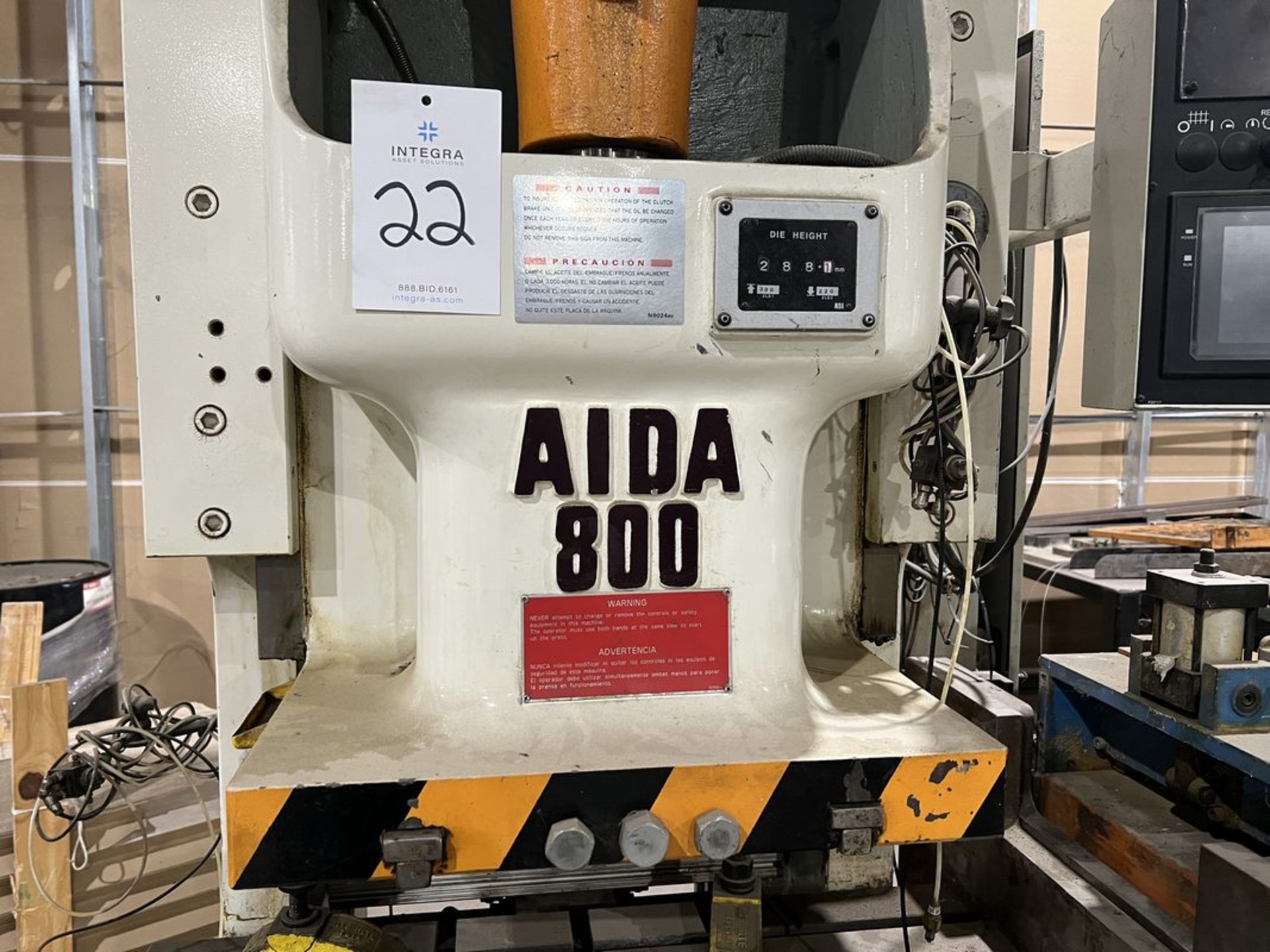 Aida NC1-800(1)E 88-Ton Hydraulic Gap Frame Press, S/N C0408-0993 - Image 3 of 15