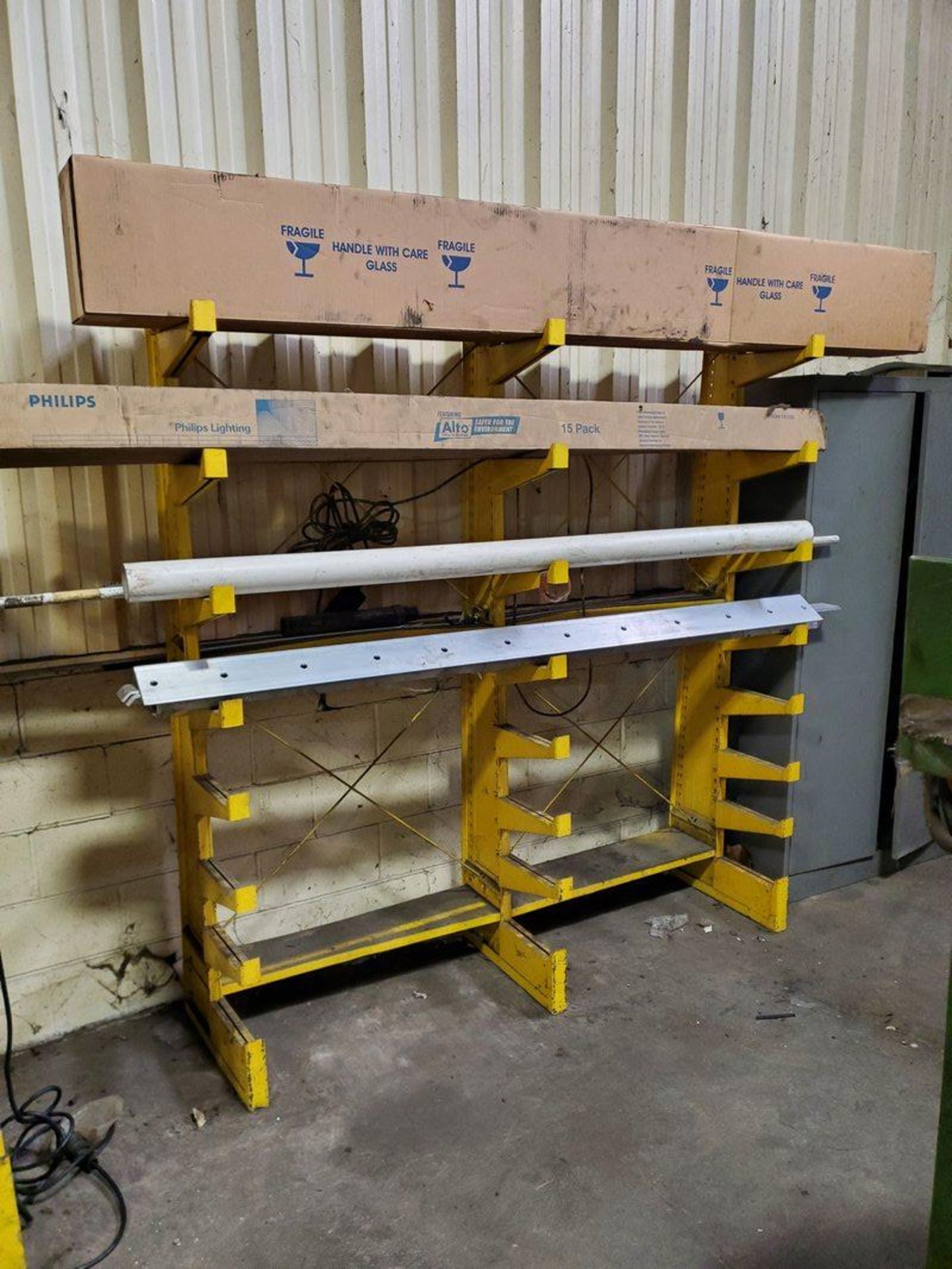 Approx. 24" D x 72" L x 72" H Cantilever Rack