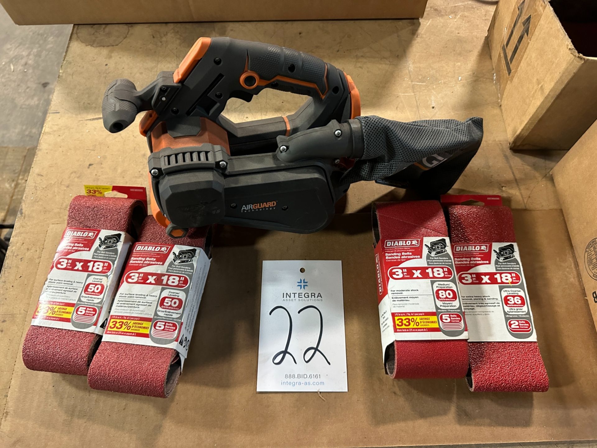 Ridgid R86065 3" x 18" Cordless Belt Sander