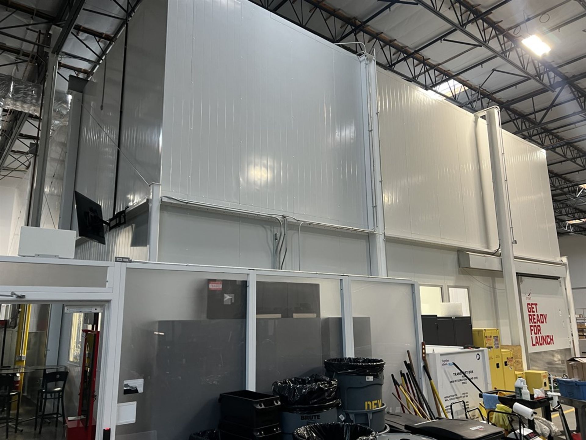 Cleanroom West 55'W x 48'L x 26'H ISO 8 Cleanroom - Image 3 of 18