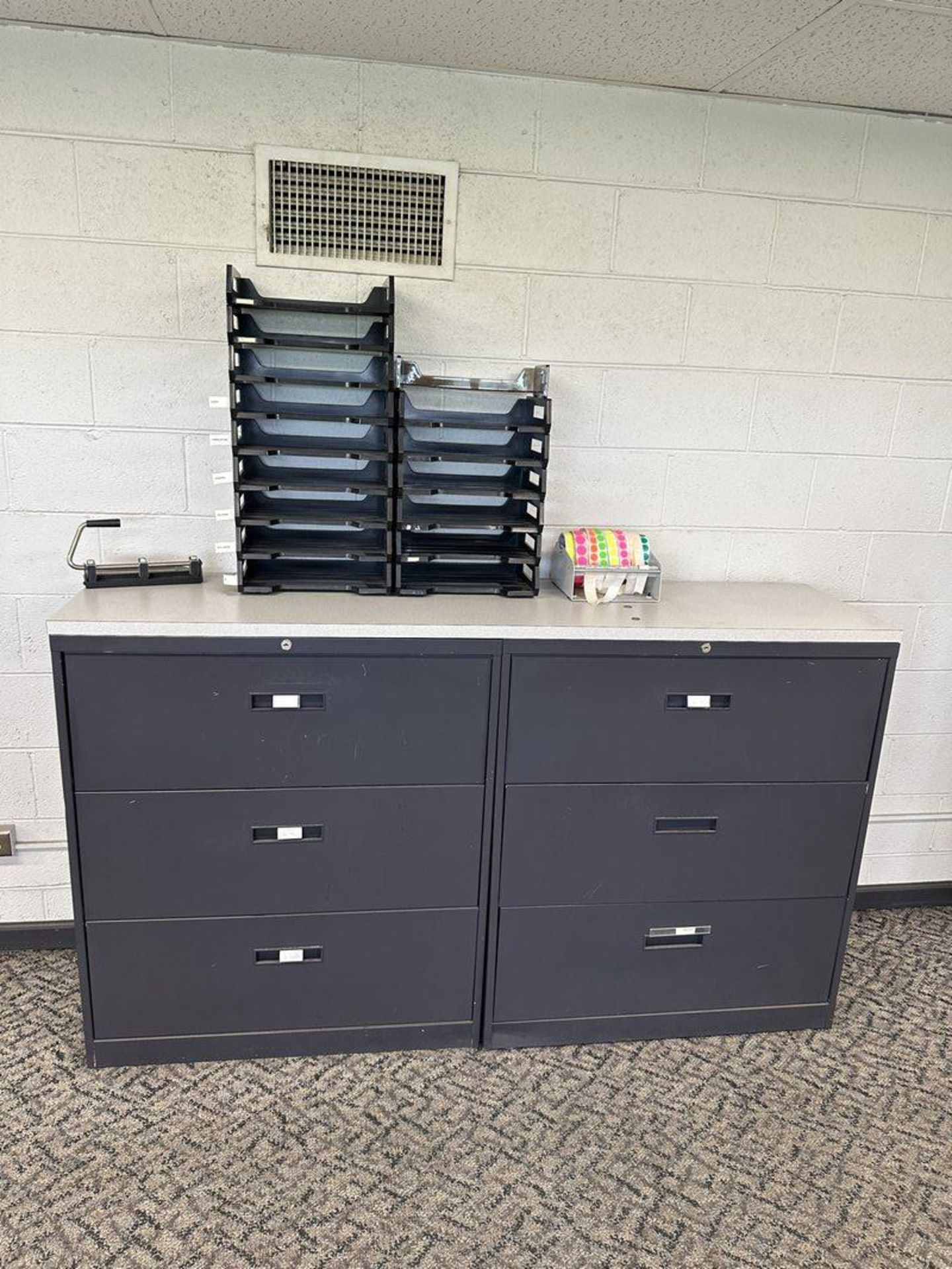 Lot of (4) Office Cubicles 98" x 86" and (2) 3-Drawer Filing Cabinets 41" T x 36" W x 18" D - Image 5 of 5