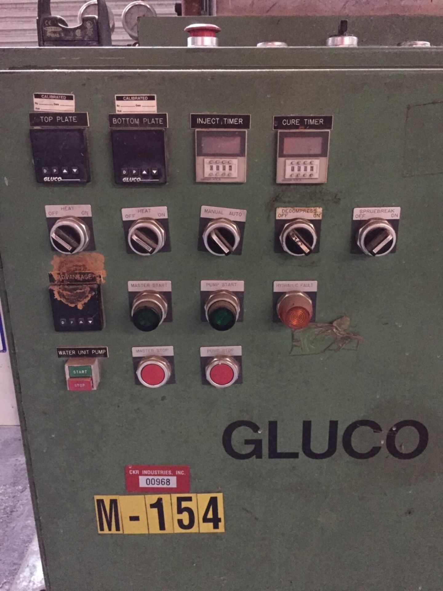 Gluco Inc. HVS5R Injection Molding Machine - Image 3 of 14