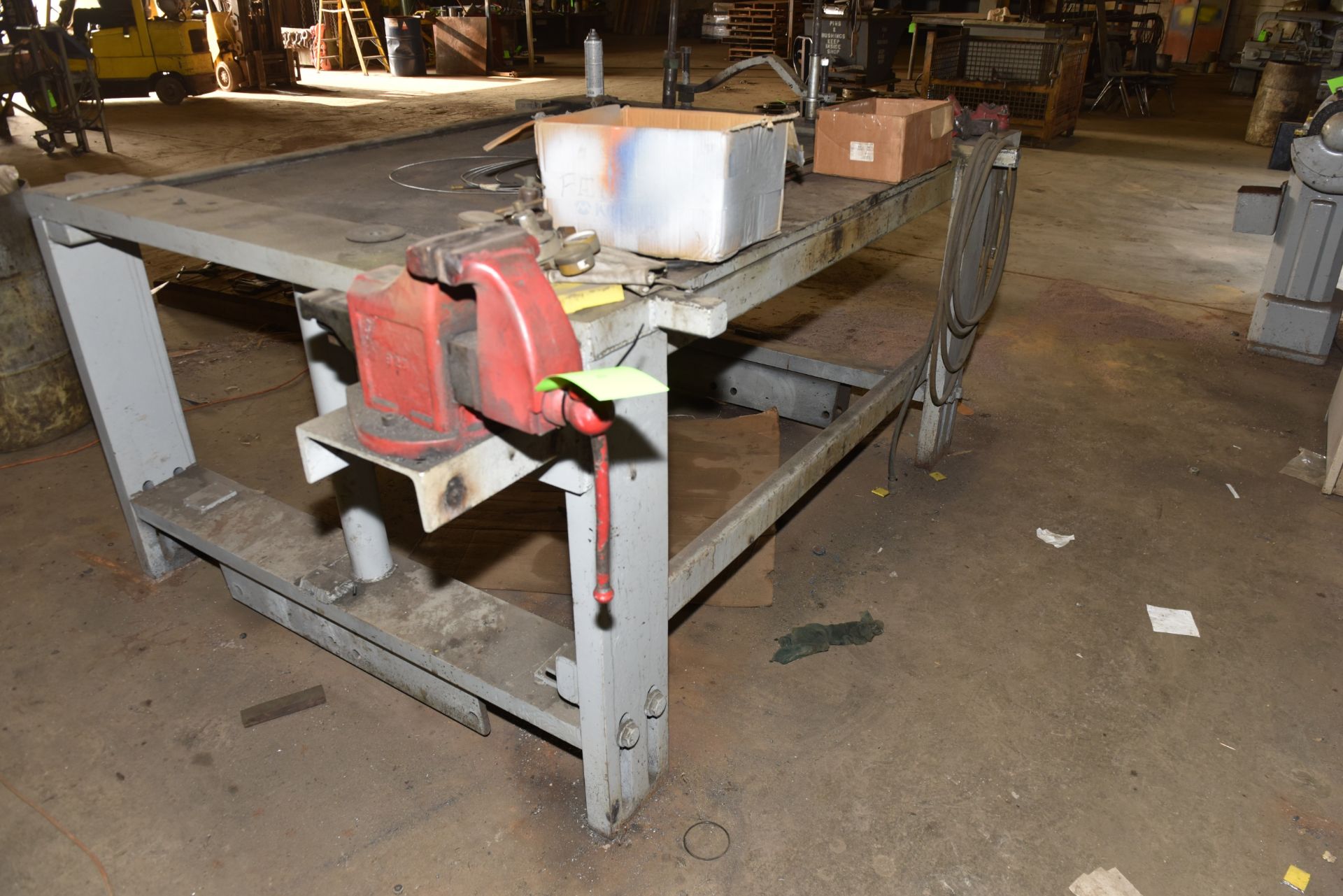 Welding Table w/Vise & Pipe Clamp, 65" x 79" x 42"