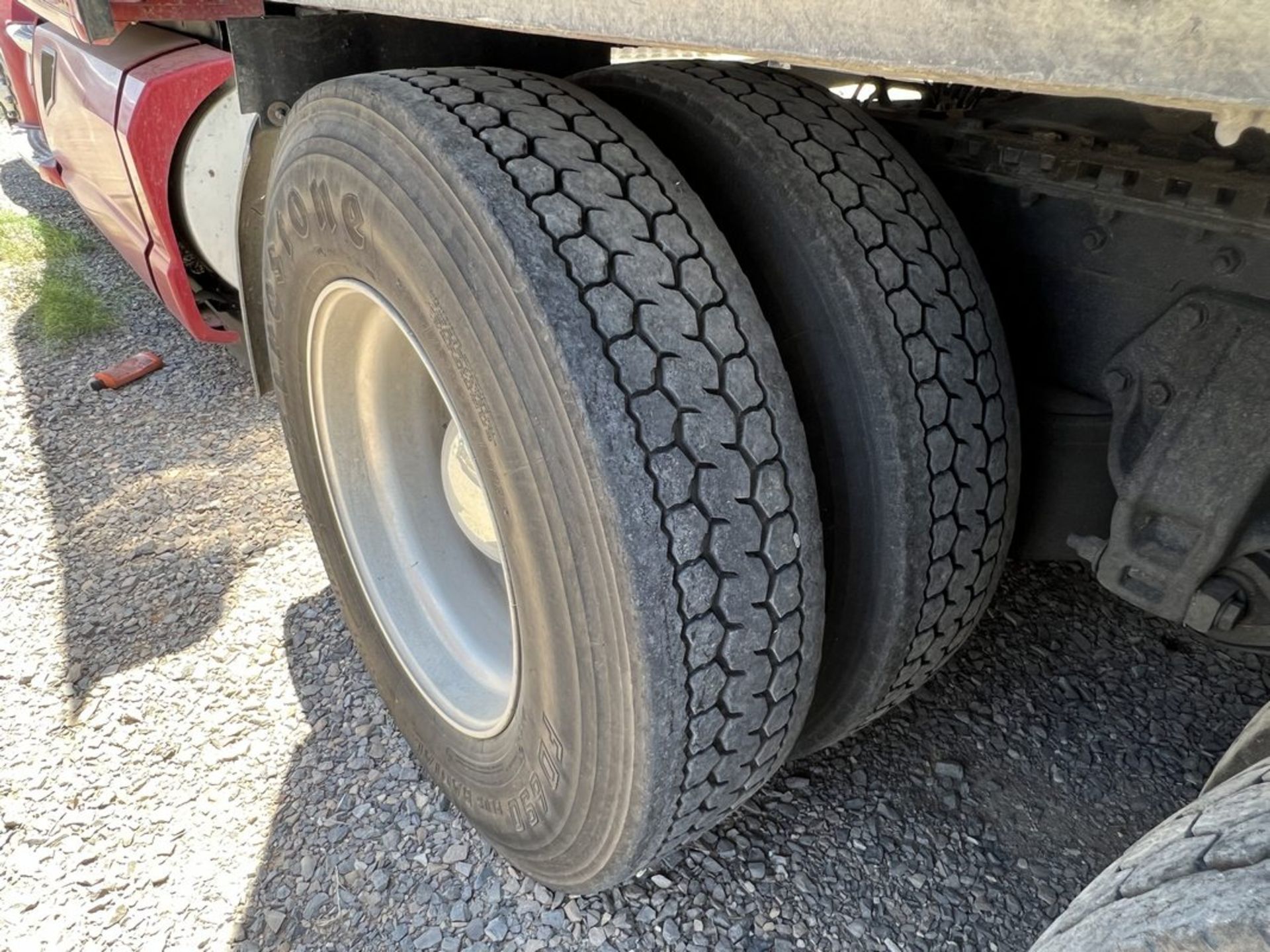 2015 Kenworth T-680 Tandem Axle Truck Tractor, VIN 1XKYDP9X7FJ384303. SUBJECT TO COURT APPROVAL. - Image 10 of 22