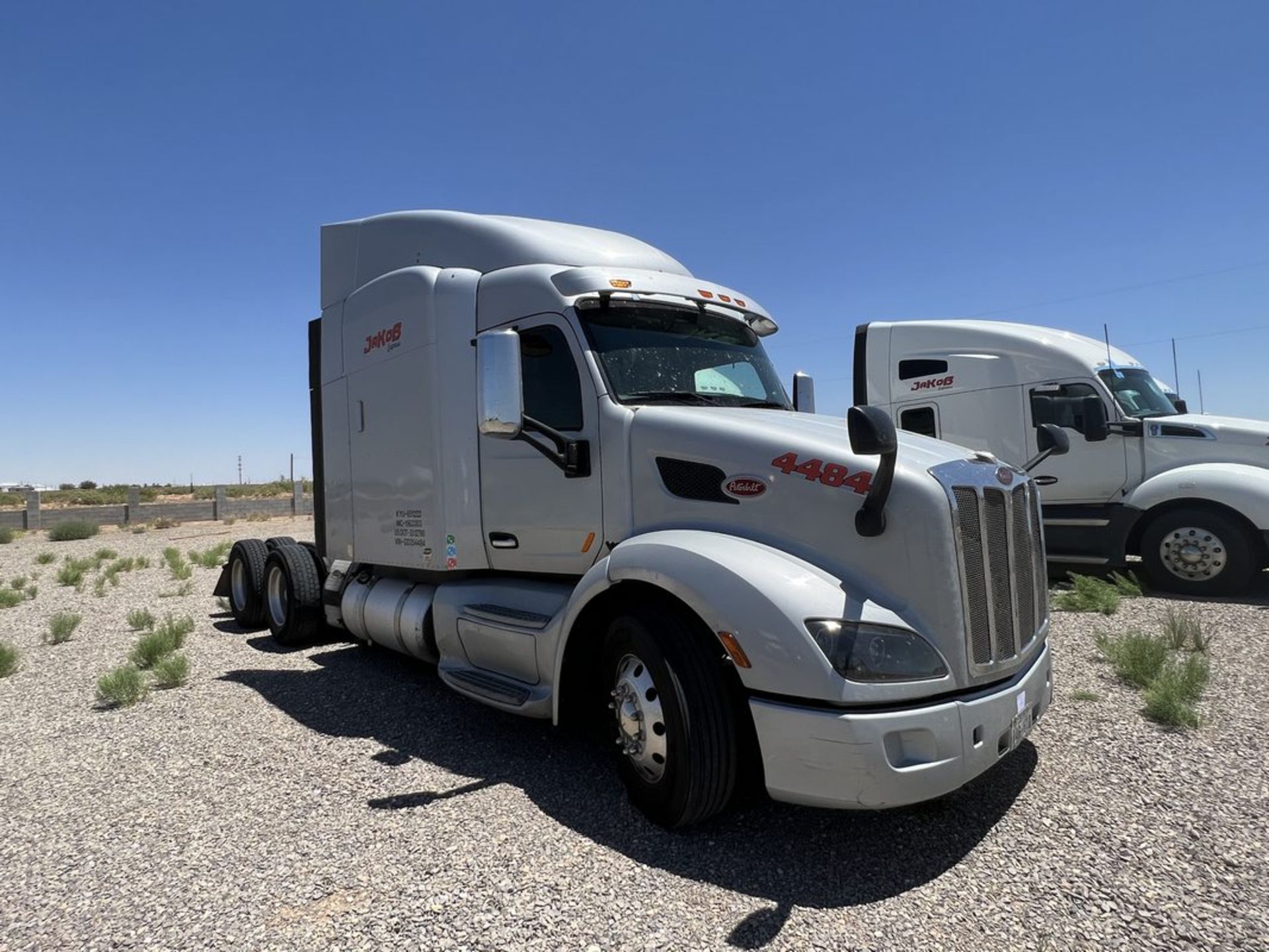 2016 Peterbilt 579 Tandem Axle Truck Tractor, VIN 1X9PBDP9X8GD354484 - Image 3 of 27