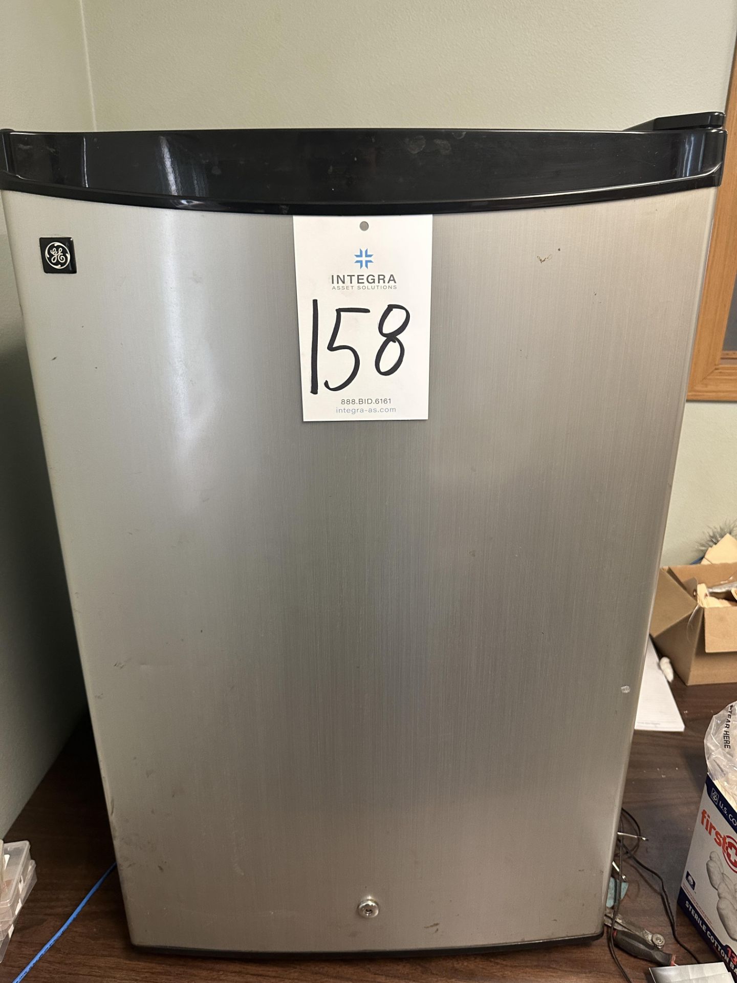 GE Mini Fridge