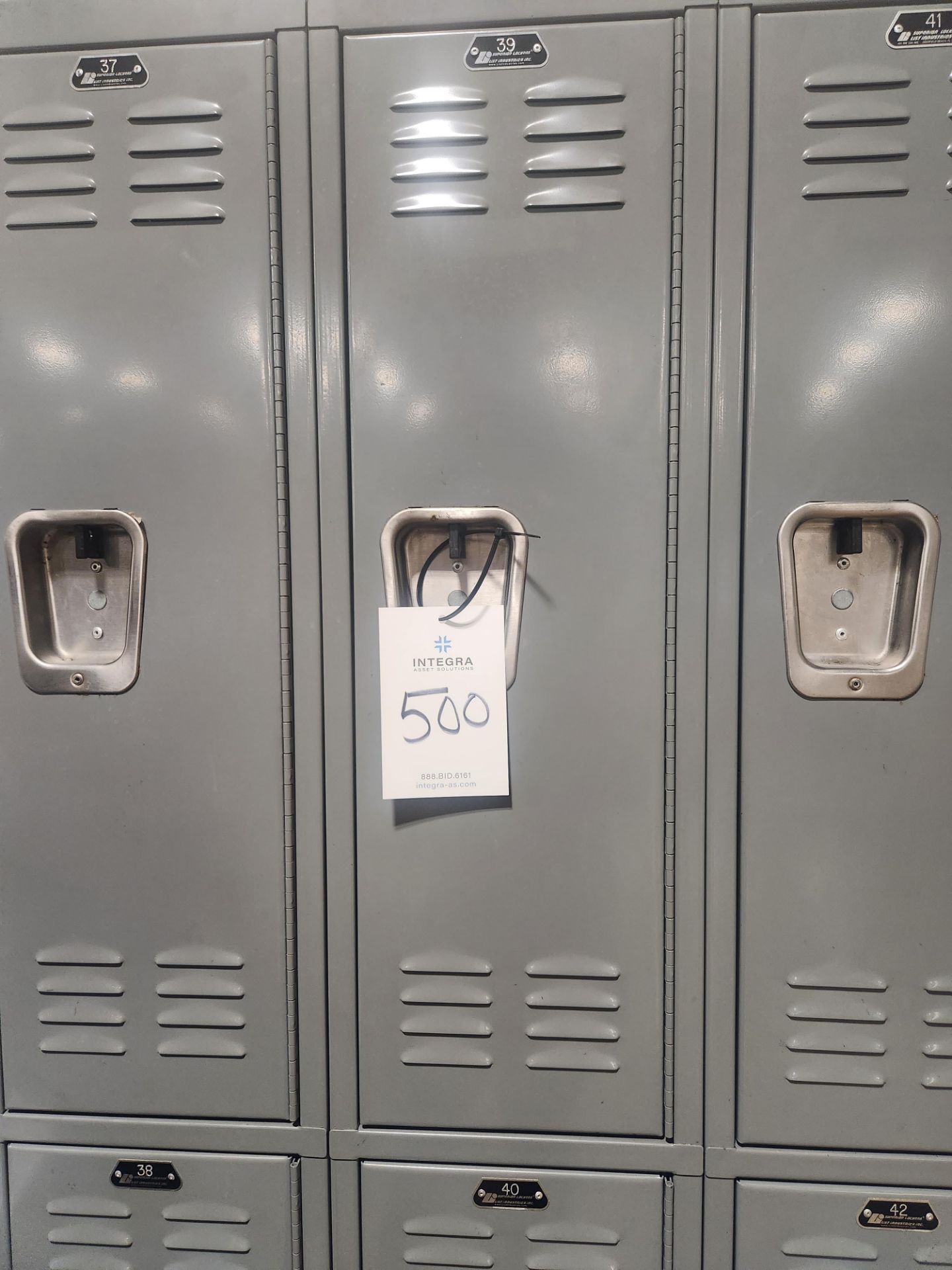 Lot of Lockers - Image 2 of 5