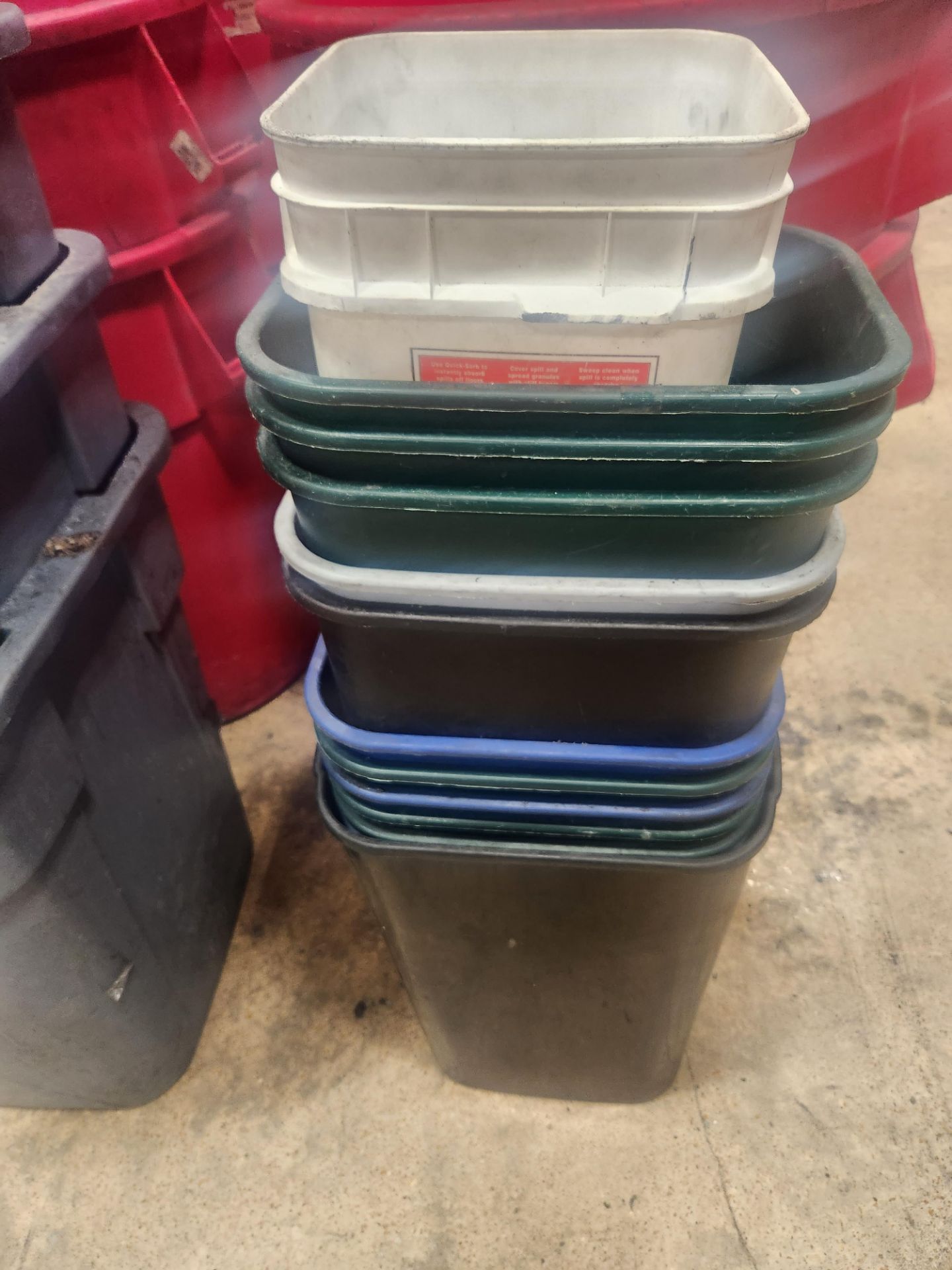 Lot of Trash Bins - Image 5 of 5