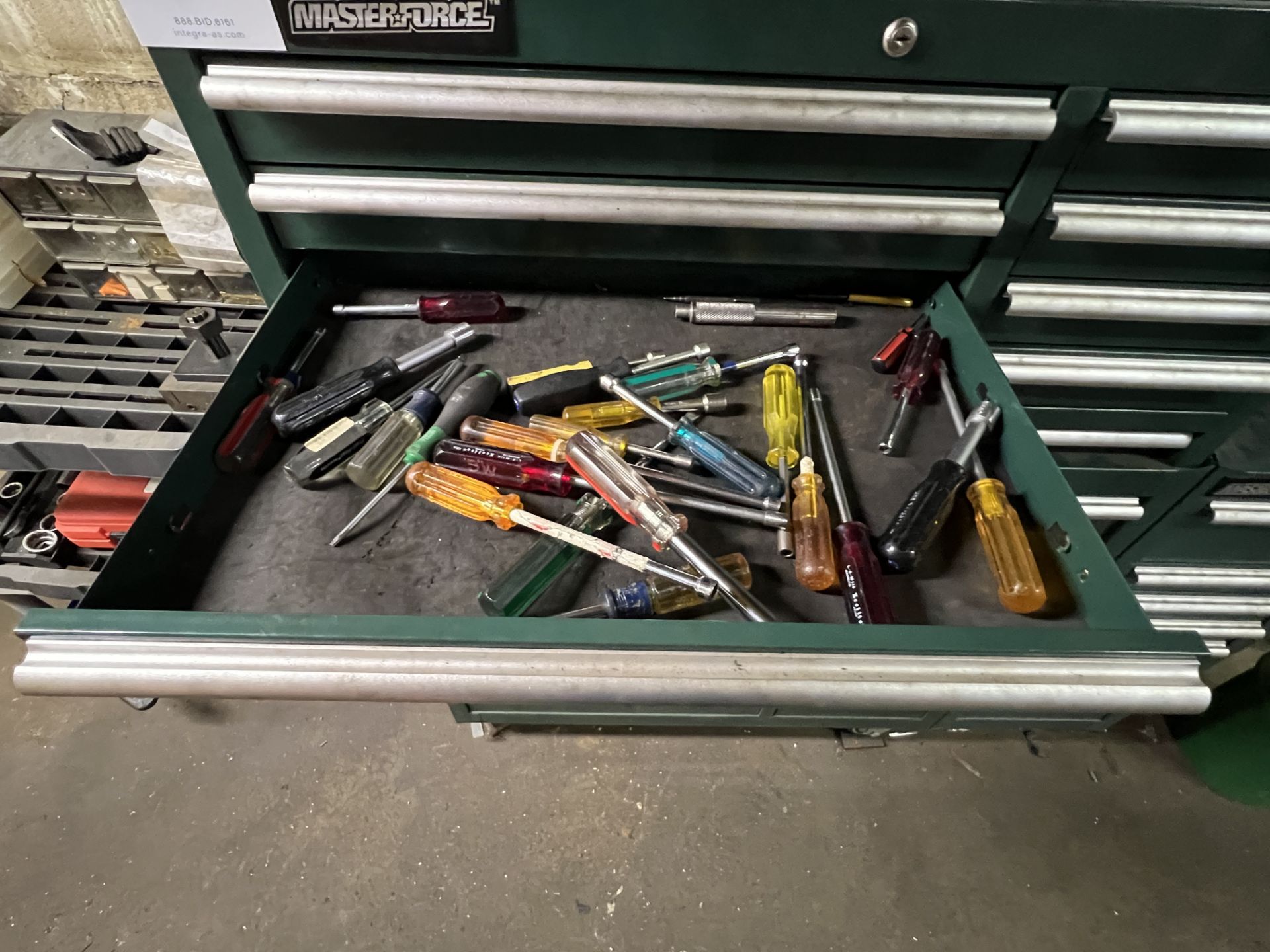 Master Force Rolling Tool Box with Side Cabinet - Image 4 of 25