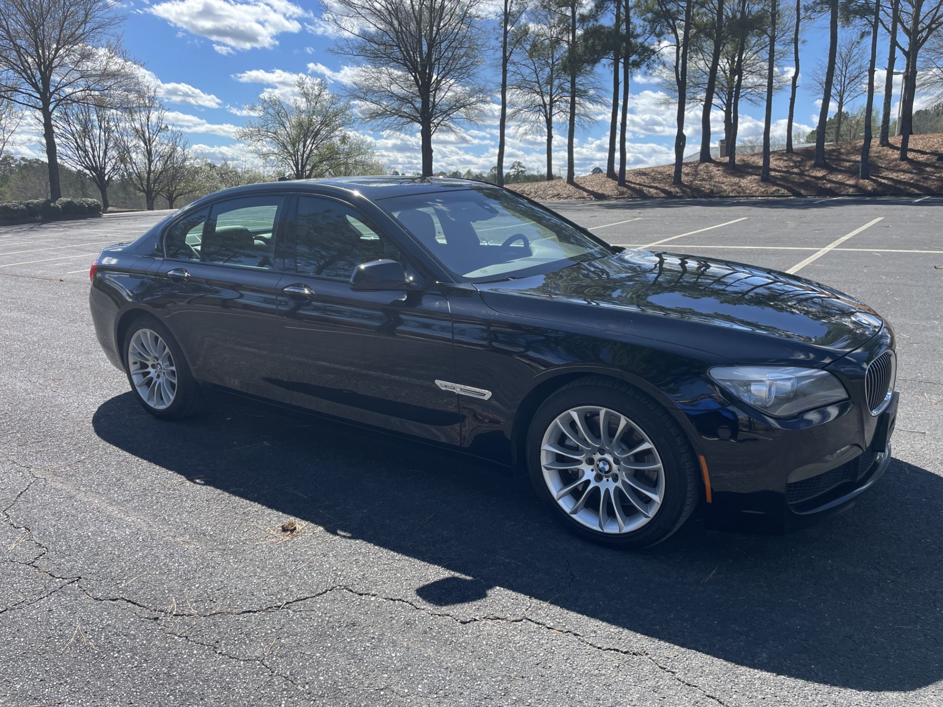 2012 BMW 750i xDrive Sedan