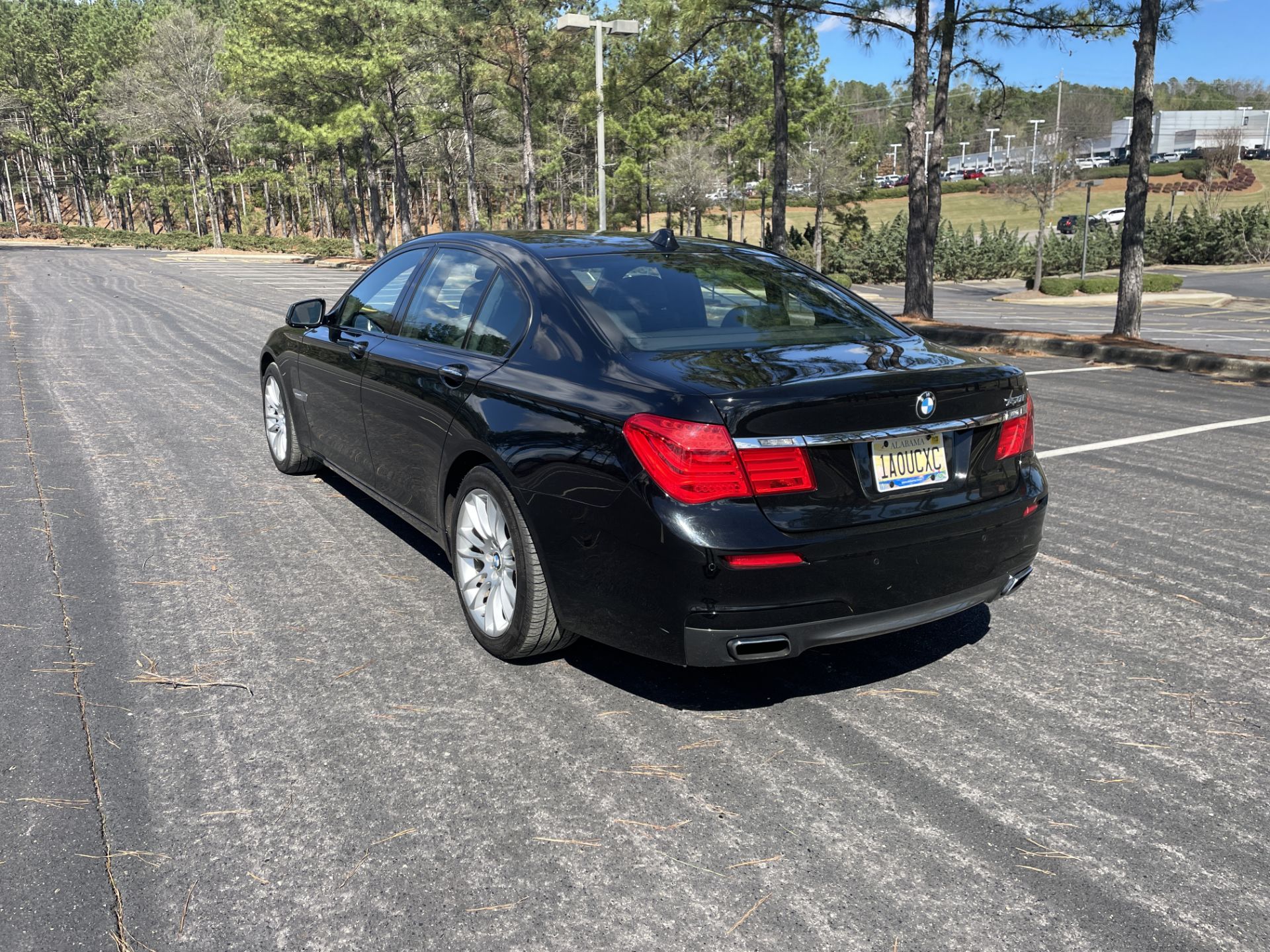 2012 BMW 750i xDrive Sedan - Image 6 of 21