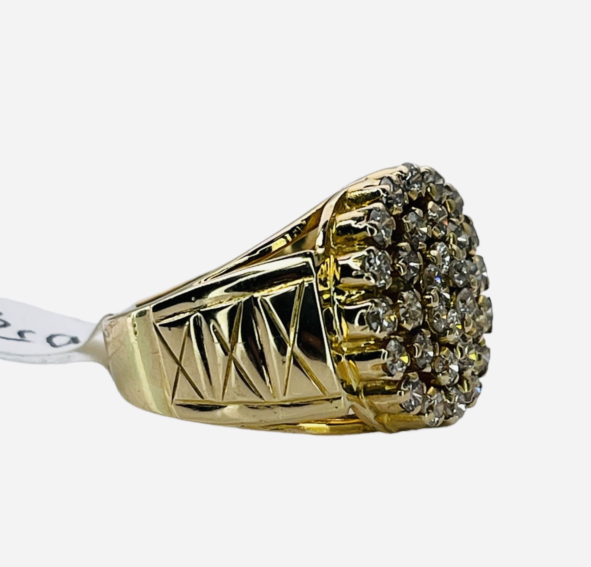 RRP-£4495.00 18K YELLOW GOLD GENTS DIAMOND CLUSTER RING, SET WITH ROOUND BRILLIANT CUT DIAMONDS, TOT - Image 2 of 2