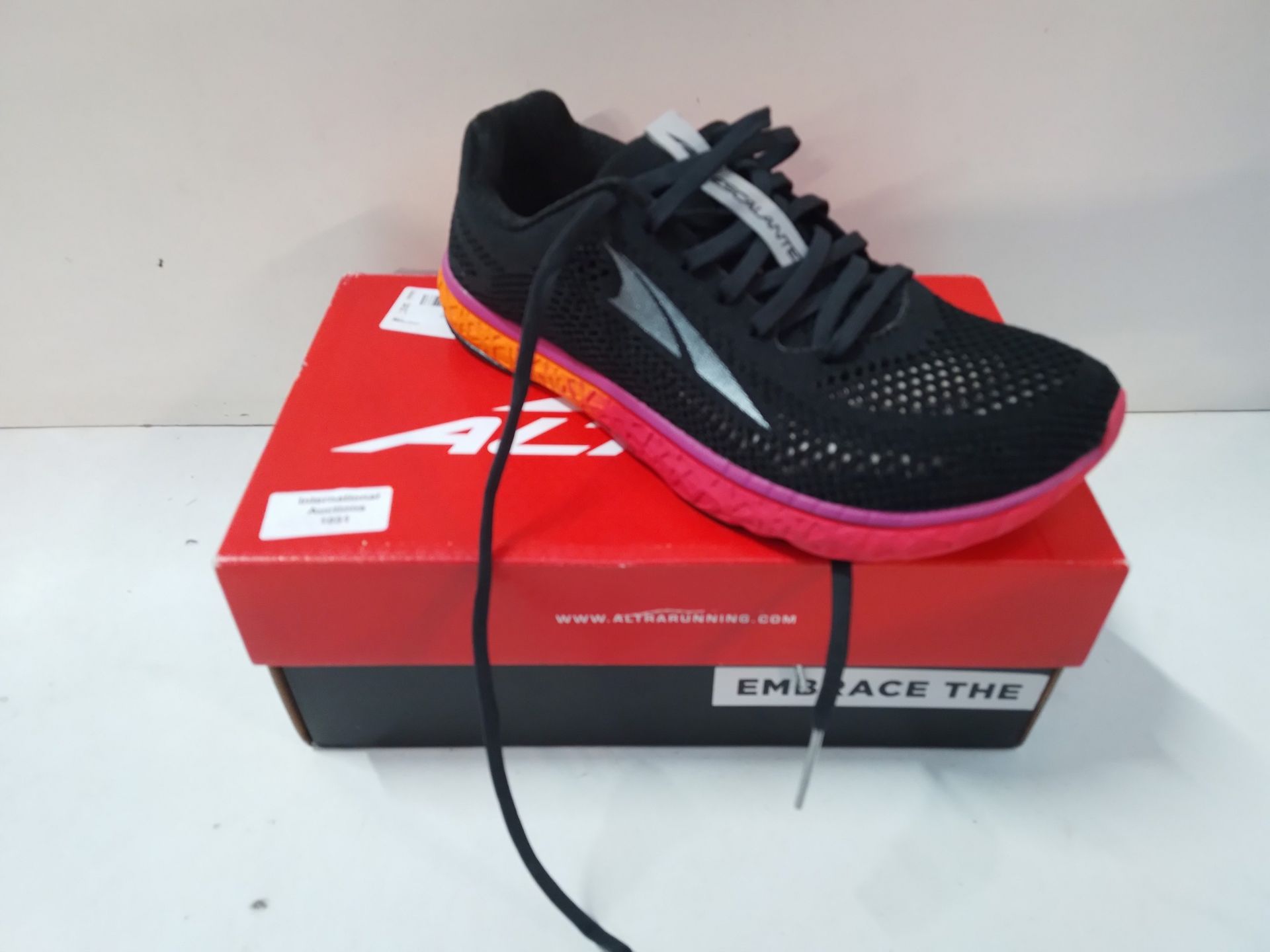 RRP £116.89 Altra Escalante Racer Women's Running Shoes - SS21-4.5 Black - Image 2 of 2