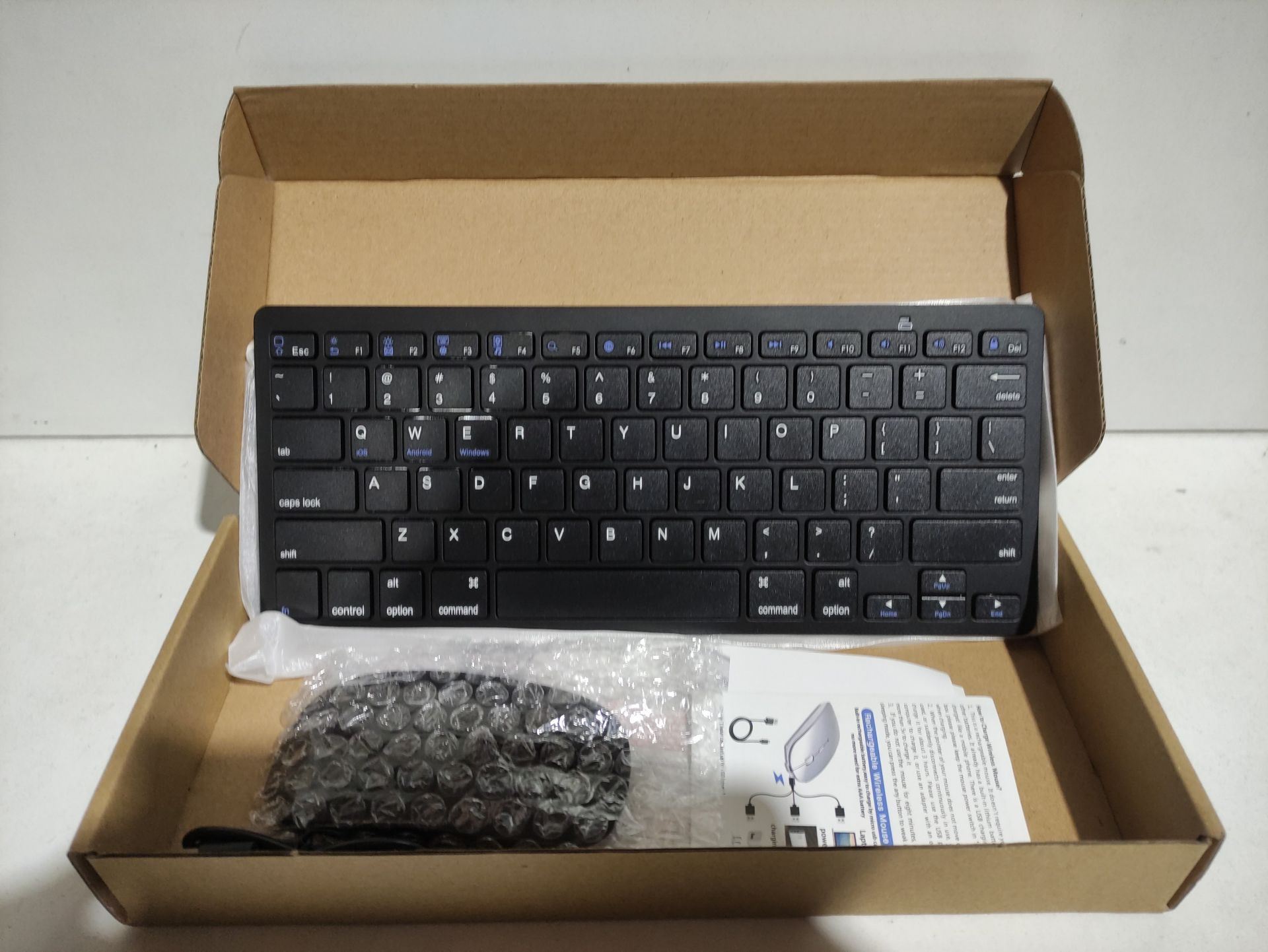 RRP £28.79 Wireless Keyboard and Mouse