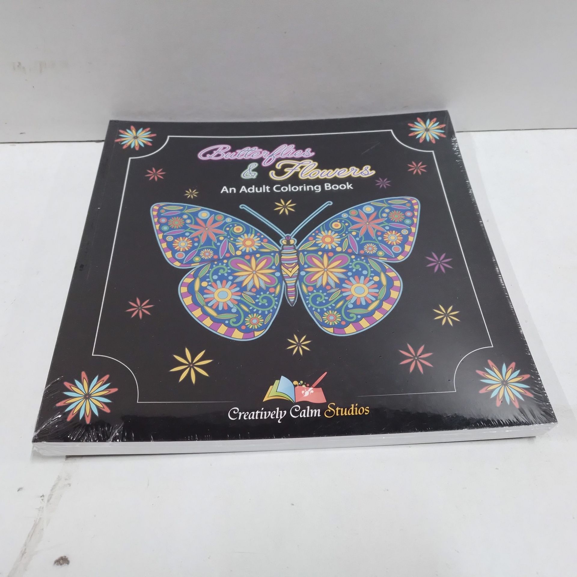 RRP £24.89 Adult Coloring Books Set 3 Pack Butterflies - Image 2 of 2