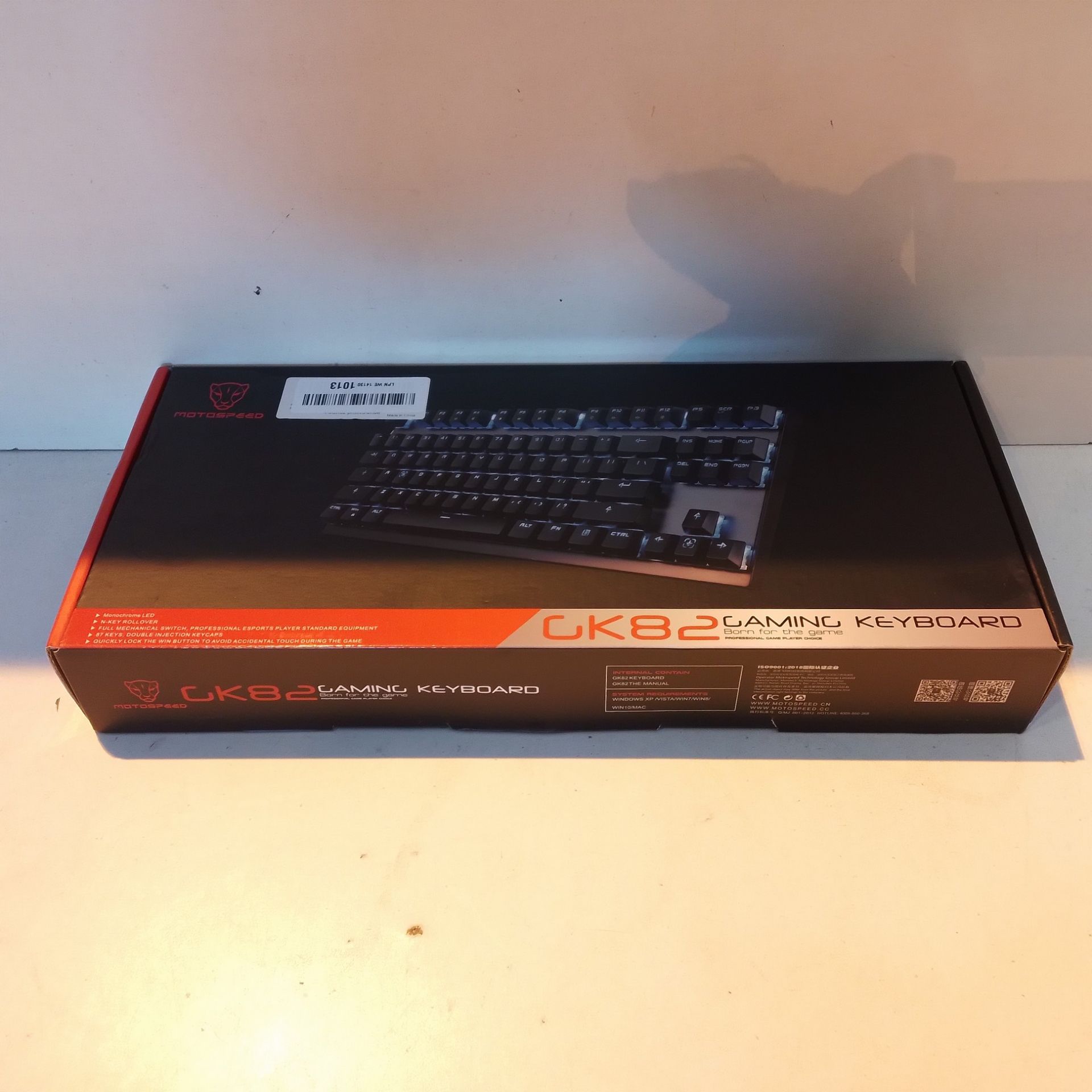 RRP £35.99 MOTOSPEED 2.4GHz Wireless/Wired Mechanical Gaming Keyboard - Image 2 of 2