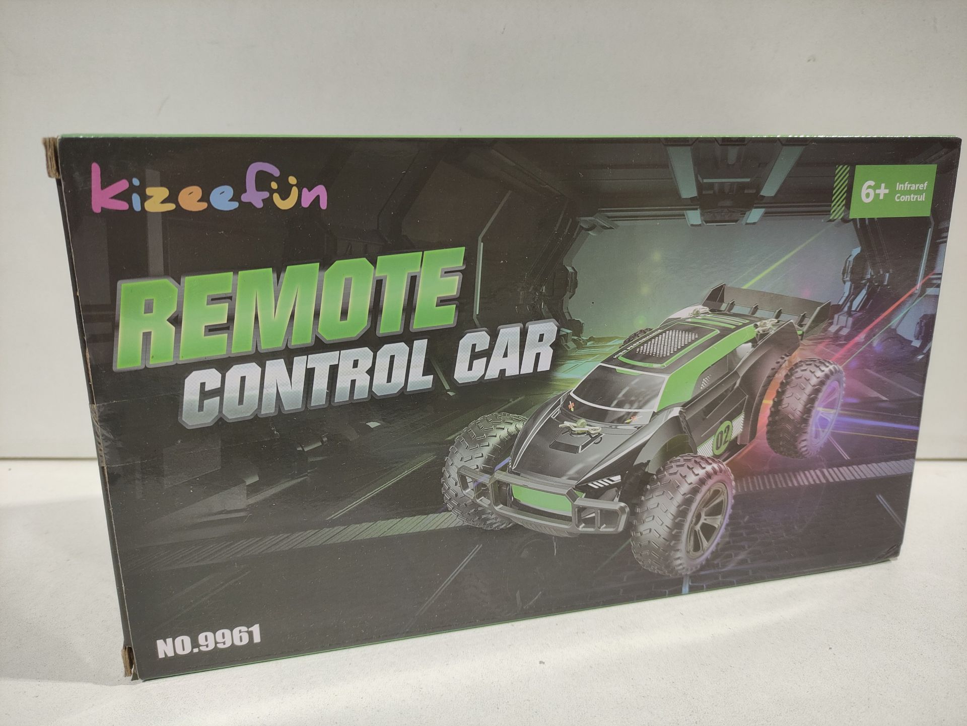 RRP £21.98 Kizeefun Remote Control Car - Image 2 of 2