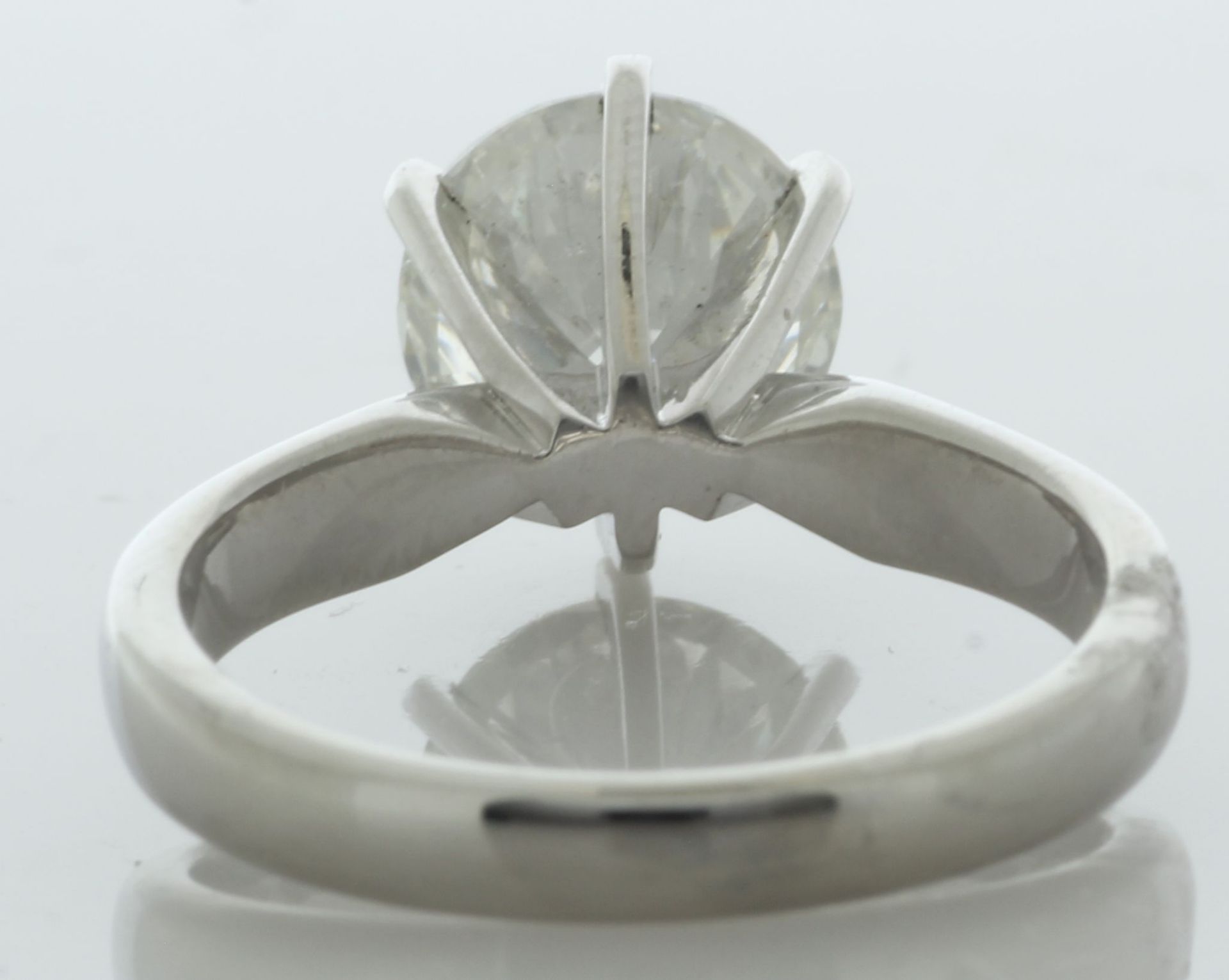 Platinum Single Stone Diamond Ring 2.00 Carats - Valued By GIE £137,755.00 - A stunning 2.00 carat - Image 3 of 4