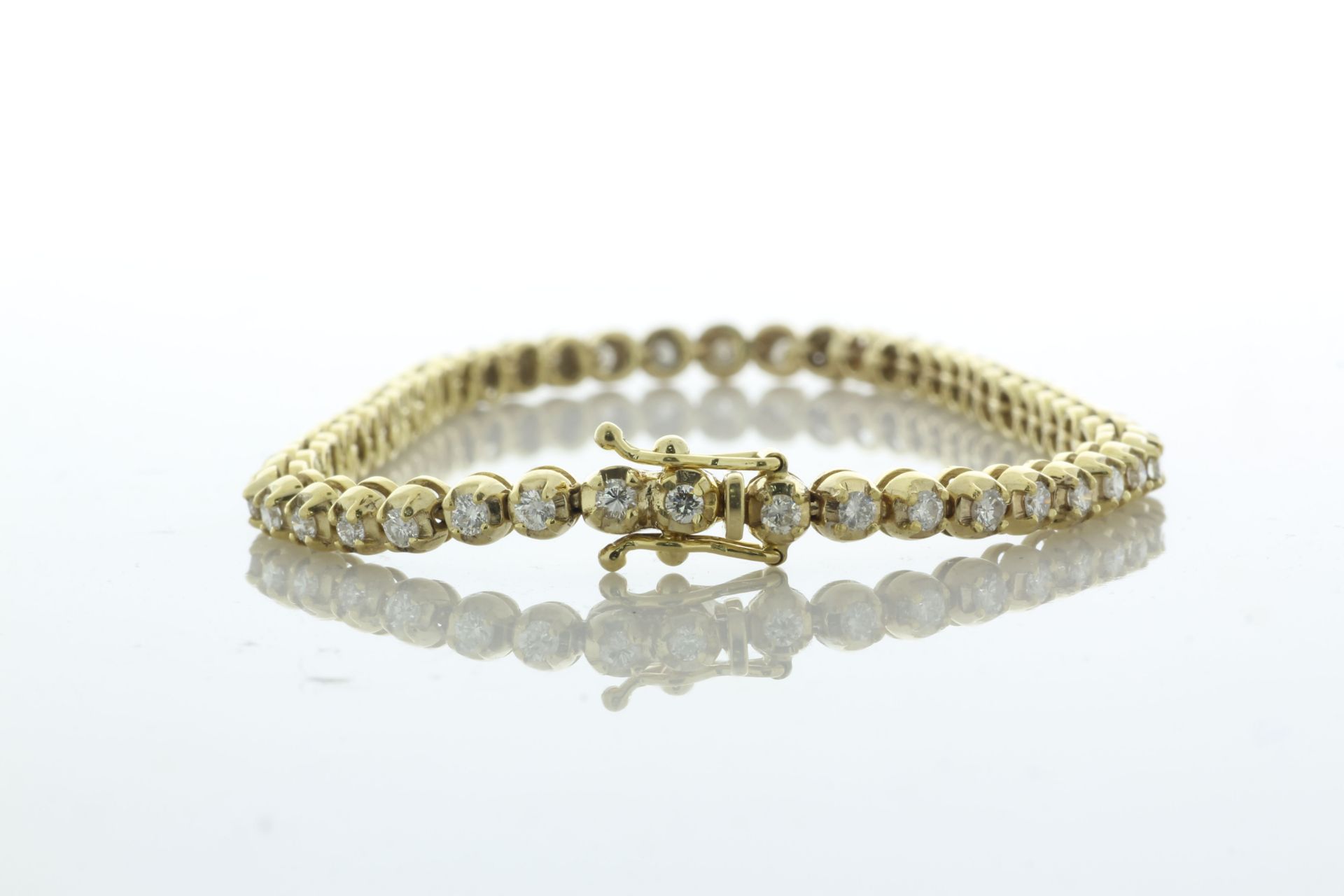 18ct Yellow Gold Tennis Diamond Bracelet 2.66 Carats - Valued By IDI £18,860.00 - Sixty five round - Image 4 of 5