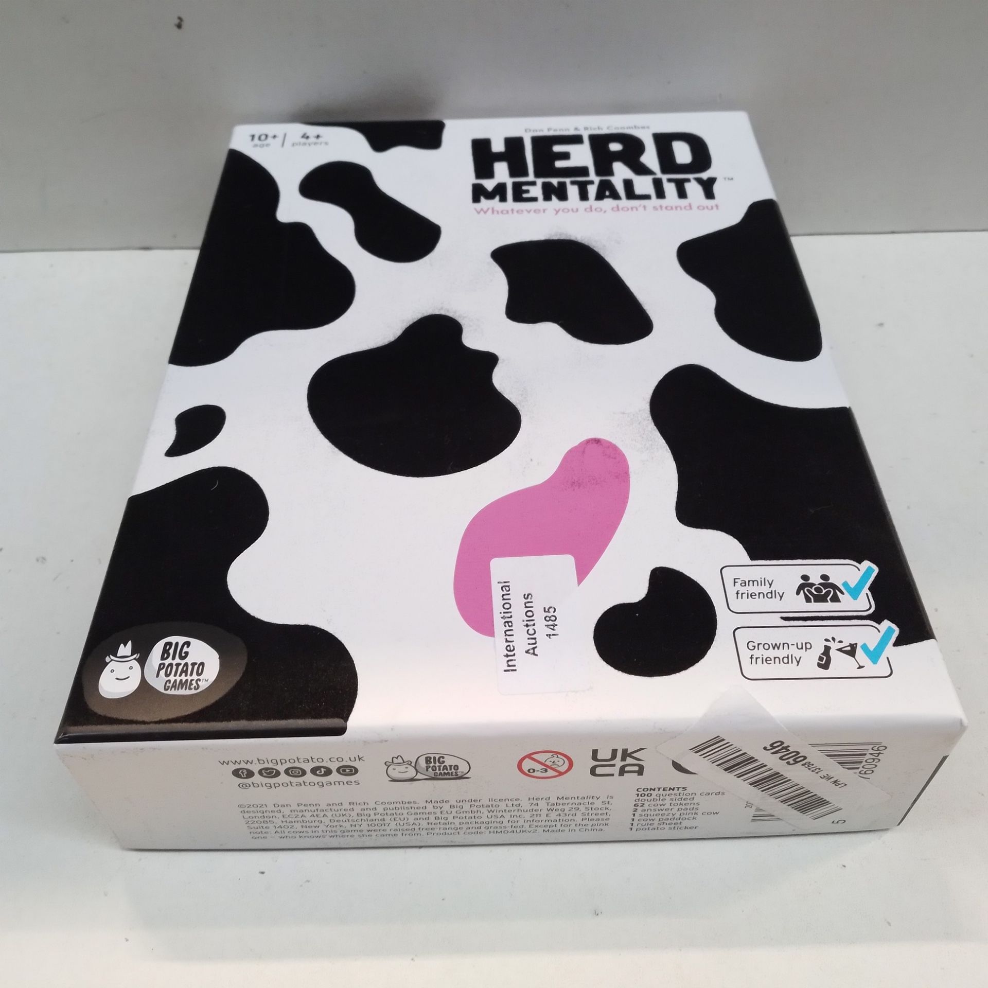 RRP £19.99 Herd Mentality: The Udderly Addictive Family Board Game | Best Board Games - Image 2 of 2