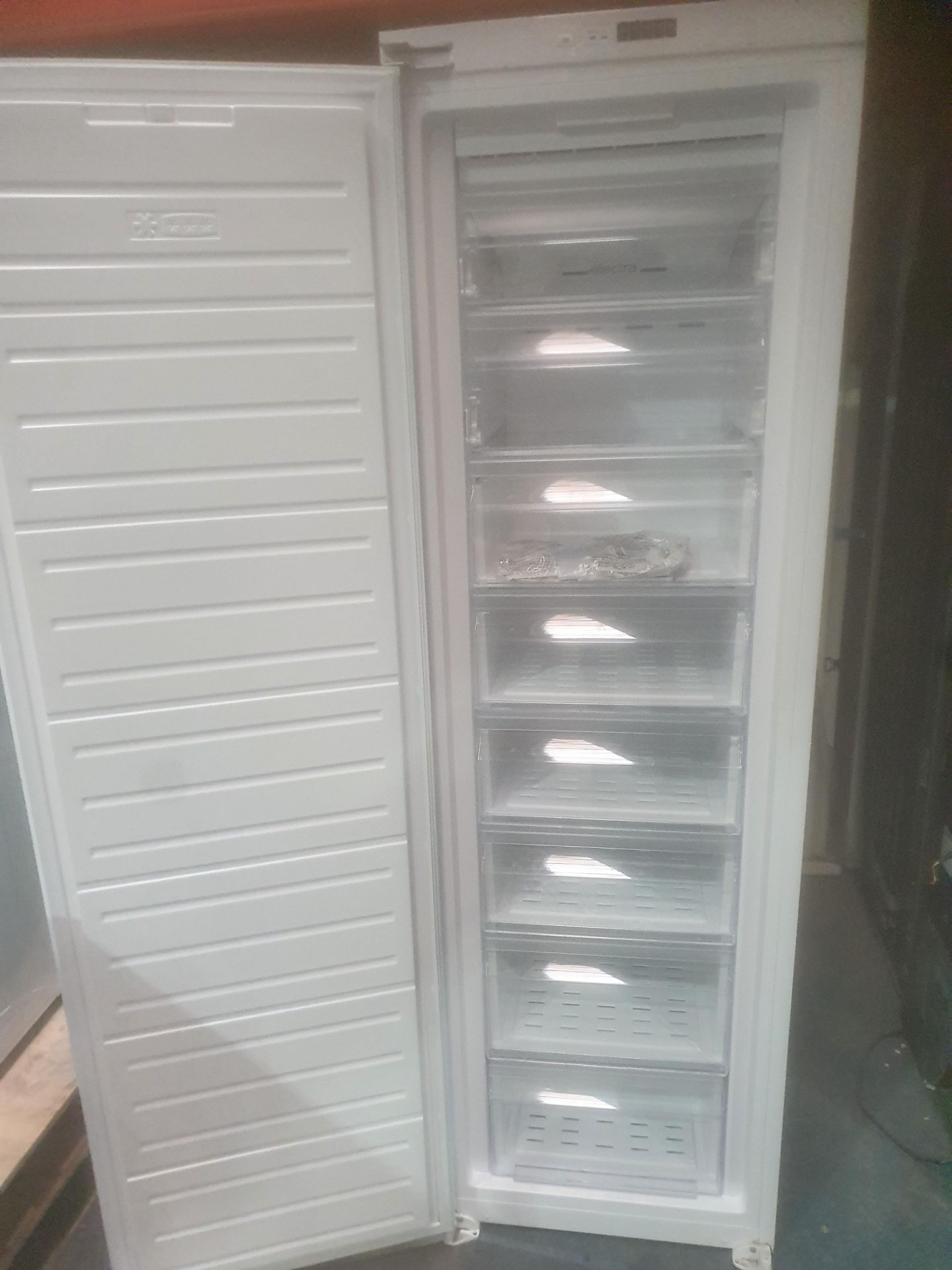 GRADED ELECTRA BUILT IN UPRIGHT FREEZER RRP £399 - Image 3 of 5