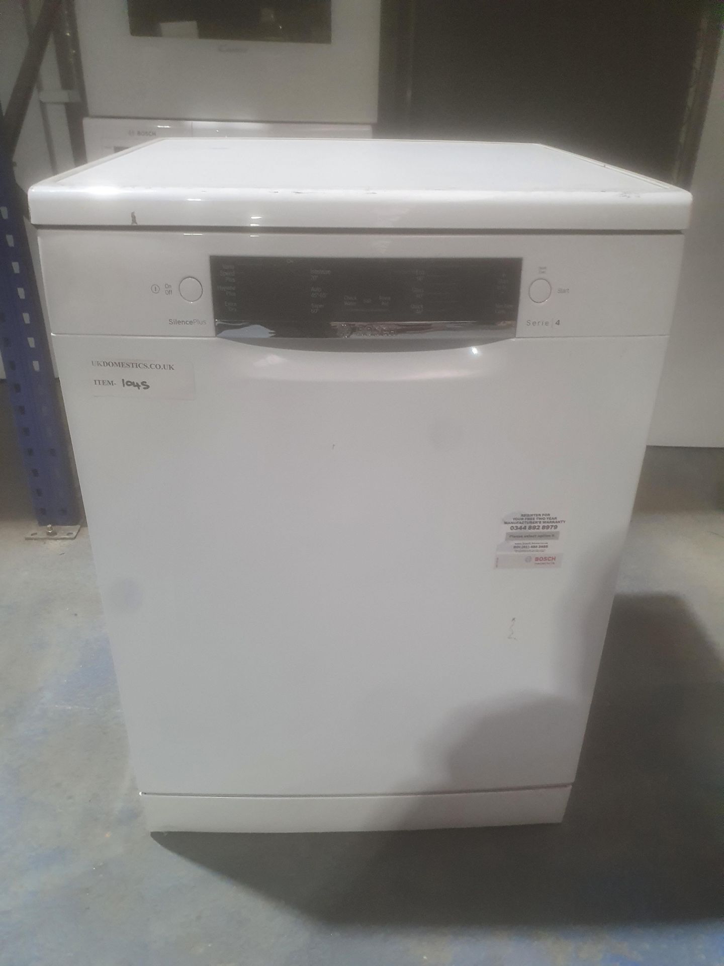 GRADED Bosch Serie 4 Silence Plus Dishwasher sms46iw03g RRP £620 - Image 2 of 6