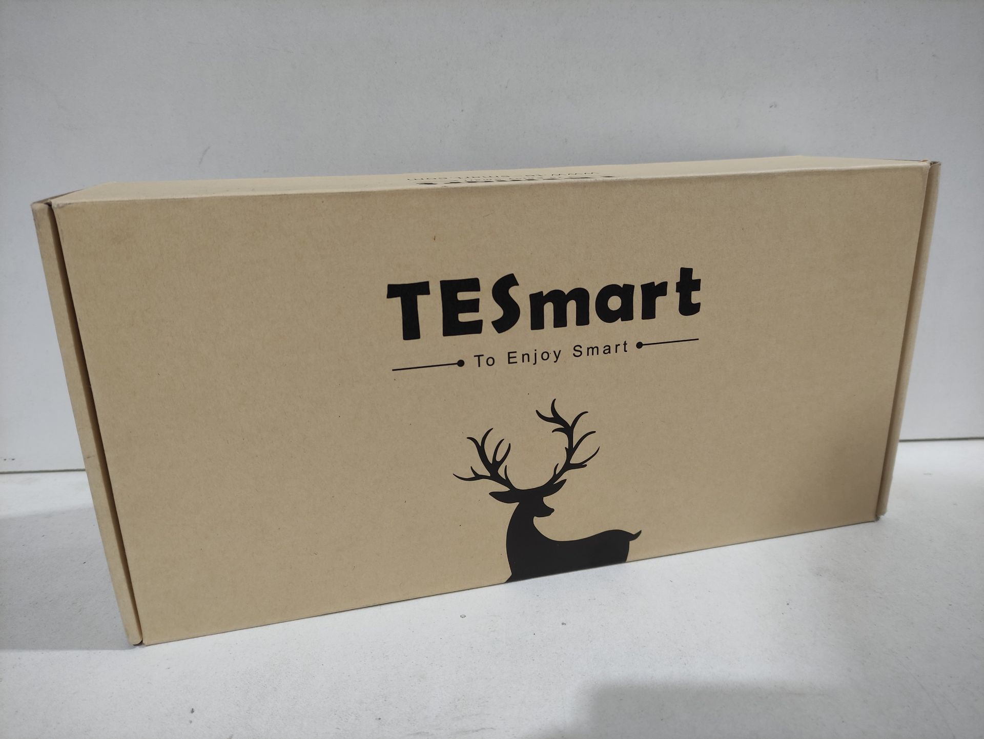 RRP £269.99 TESmart 4 Port HDMI+Type C KVM Switch 4K@60Hz 4:4:4 - Image 2 of 2