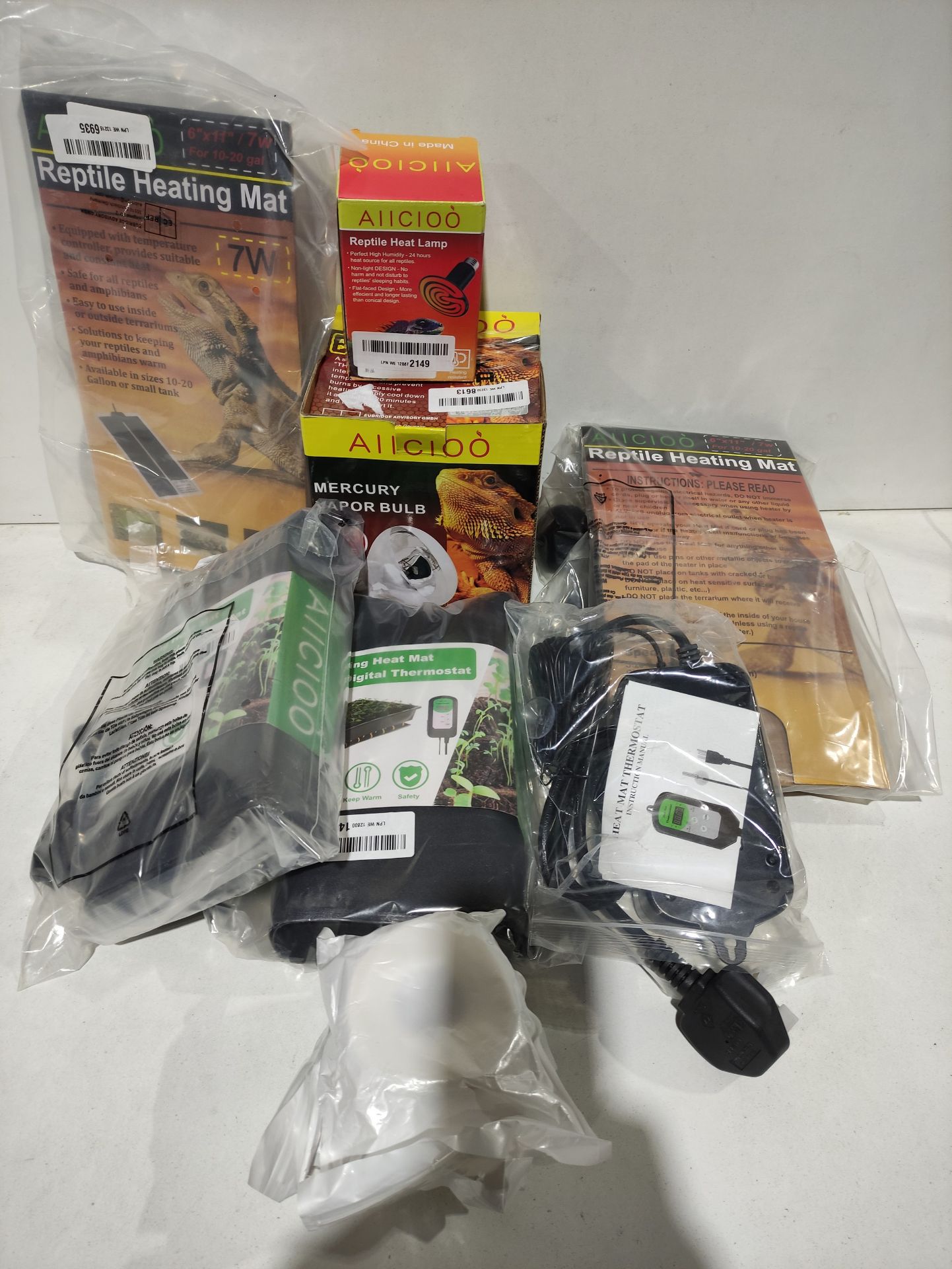 RRP £165.08 Total, Lot consisting of 8 items - See description. - Image 2 of 6